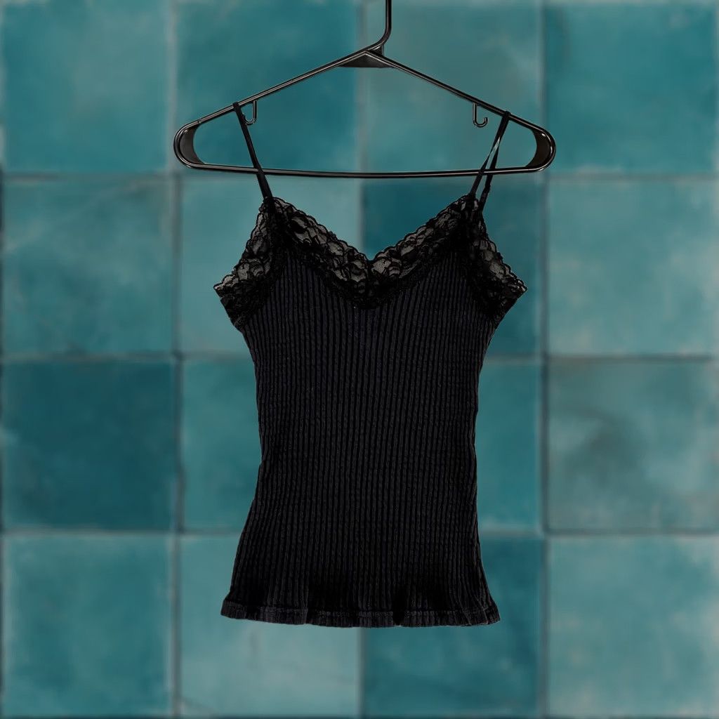 Vintage VTG Frenchi Y2K Tank Top Womens Medium Black Ribbed Lace Trim Spaghetti Strap Size M / US 6-8 / IT 42-44 - 1 Thumbnail