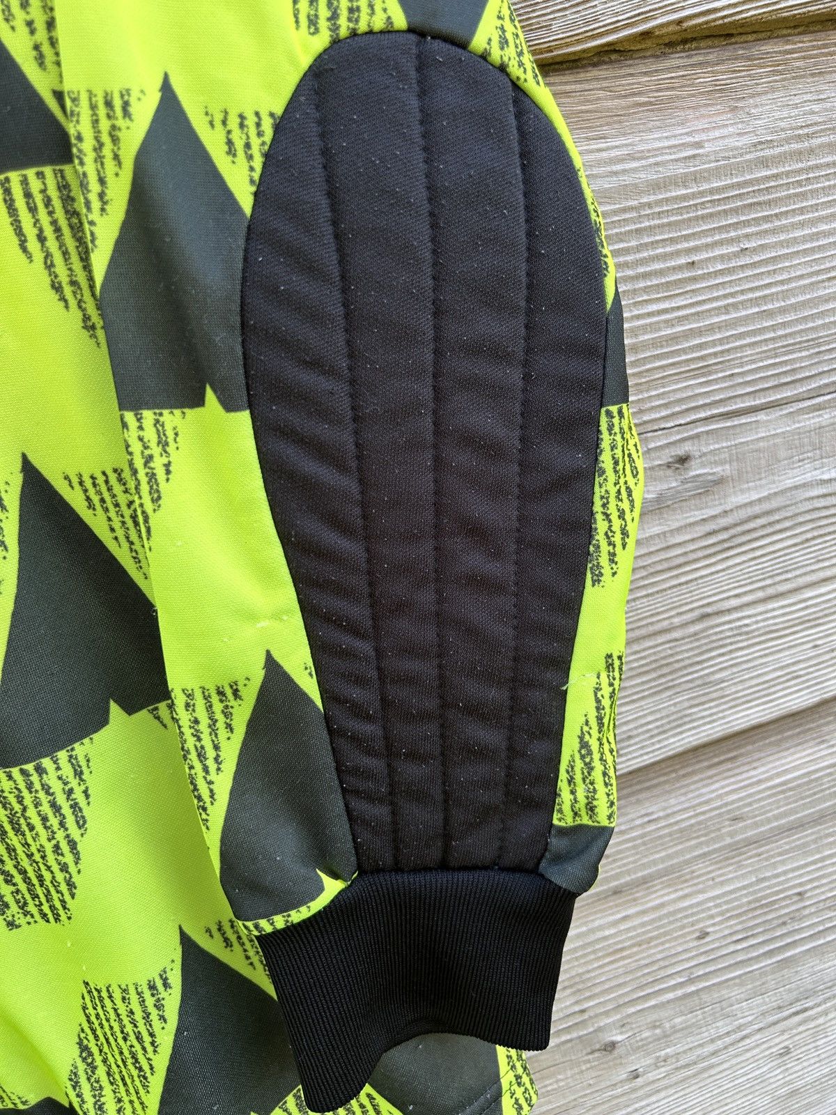 Umbro 90s Vintage 1990/91 Umbro Rare Template GK Jersey Size US L / EU 52-54 / 3 - 4 Thumbnail