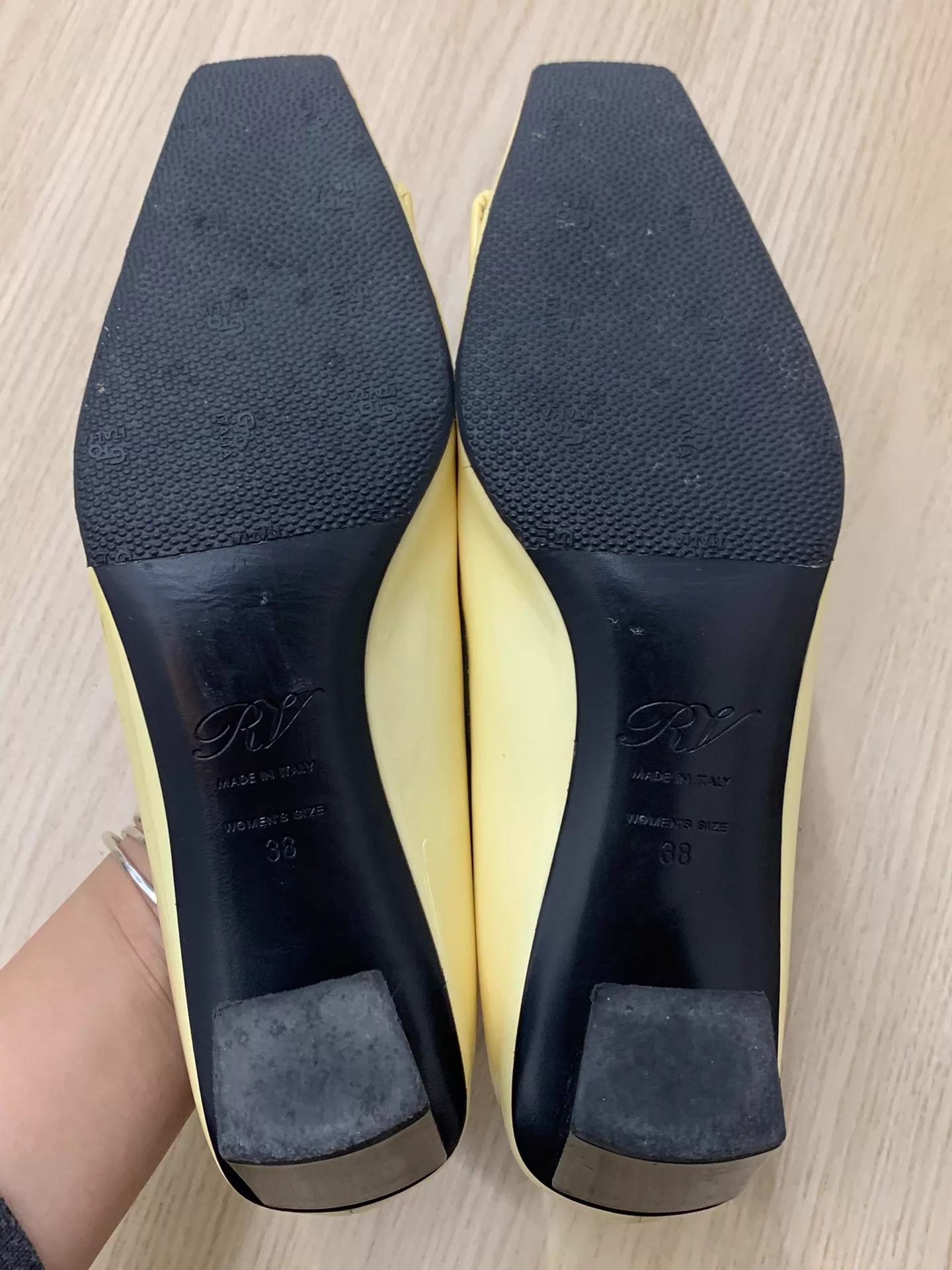 Roger Vivier Roger Vivier Yellow Patent Square Buckle Pumps Size 38 New Size US 7.5 / IT 37.5 - 5 Thumbnail