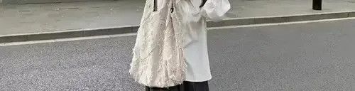 Other Tassel Shoulder Bag Big Chain Tote Bag Size ONE SIZE - 4 Thumbnail