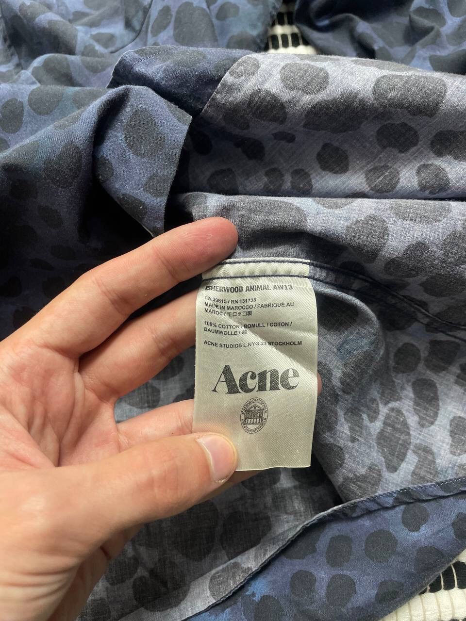 Acne Studios × Japanese Brand × Vintage Vintage Acne Studios Isherwood Animal Button Shirt Y2K Size US L / EU 52-54 / 3 - 7 Thumbnail