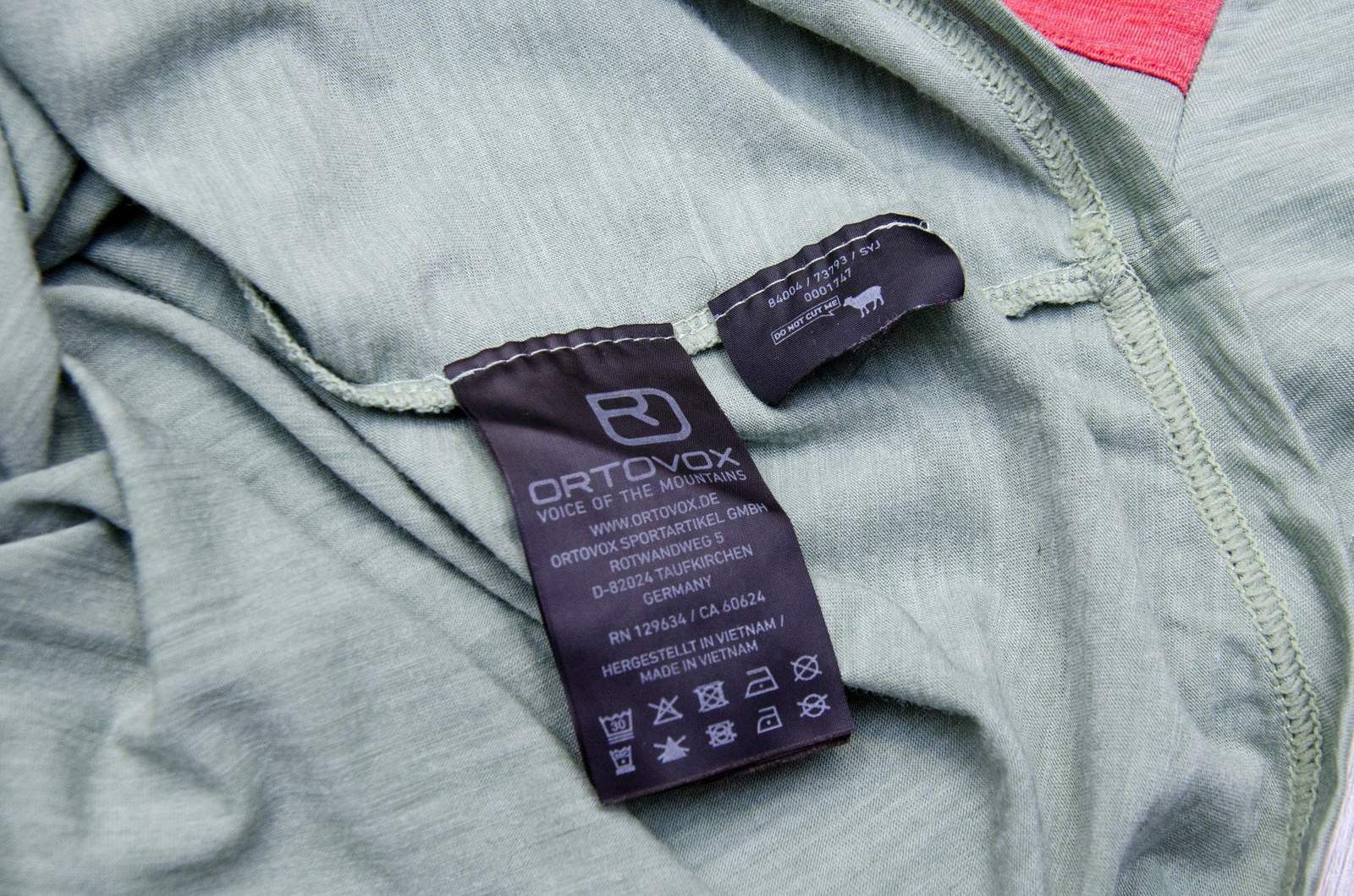 ORTOVOX Ortovox 150 cool logo thermal shirt. Size S Size S / US 4 / IT 40 - 5 Thumbnail