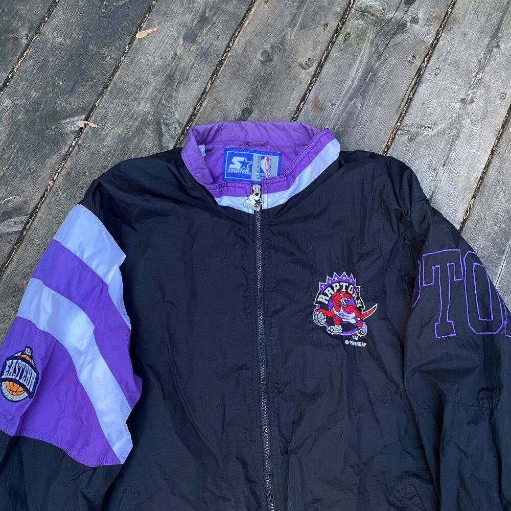 Starter Vintage Starter NBA Toronto Raptors Embroidered Windbreaker Size US XL / EU 56 / 4 - 4 Thumbnail