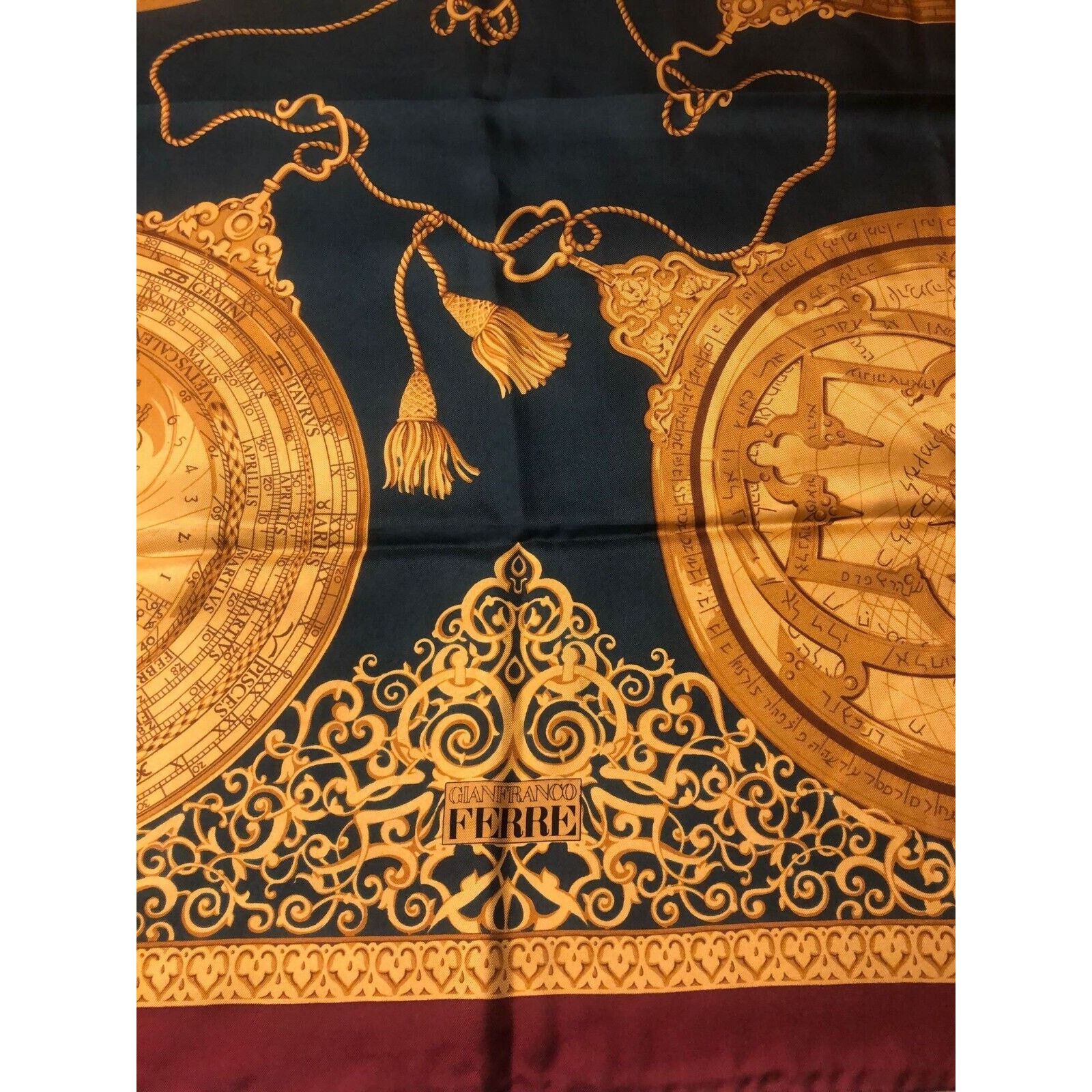 Gianfranco Ferre Gianfranco Ferre Golden astronomical calendar scarf Size ONE SIZE - 5 Thumbnail