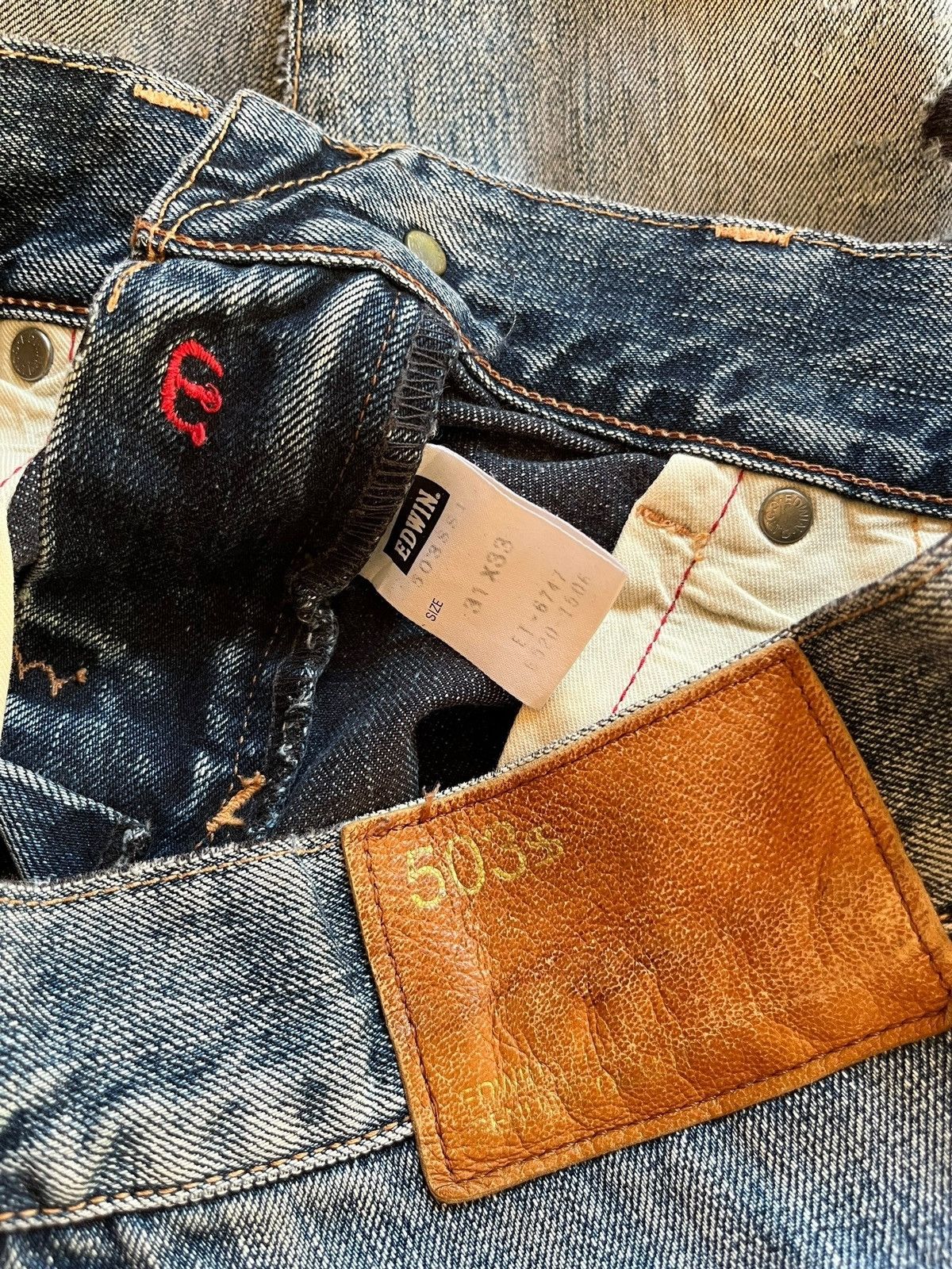 Edwin Vintage Japanese Edwin Blue Wash Distressed Baggy Jeans Size US 32 / EU 48 - 9 Thumbnail