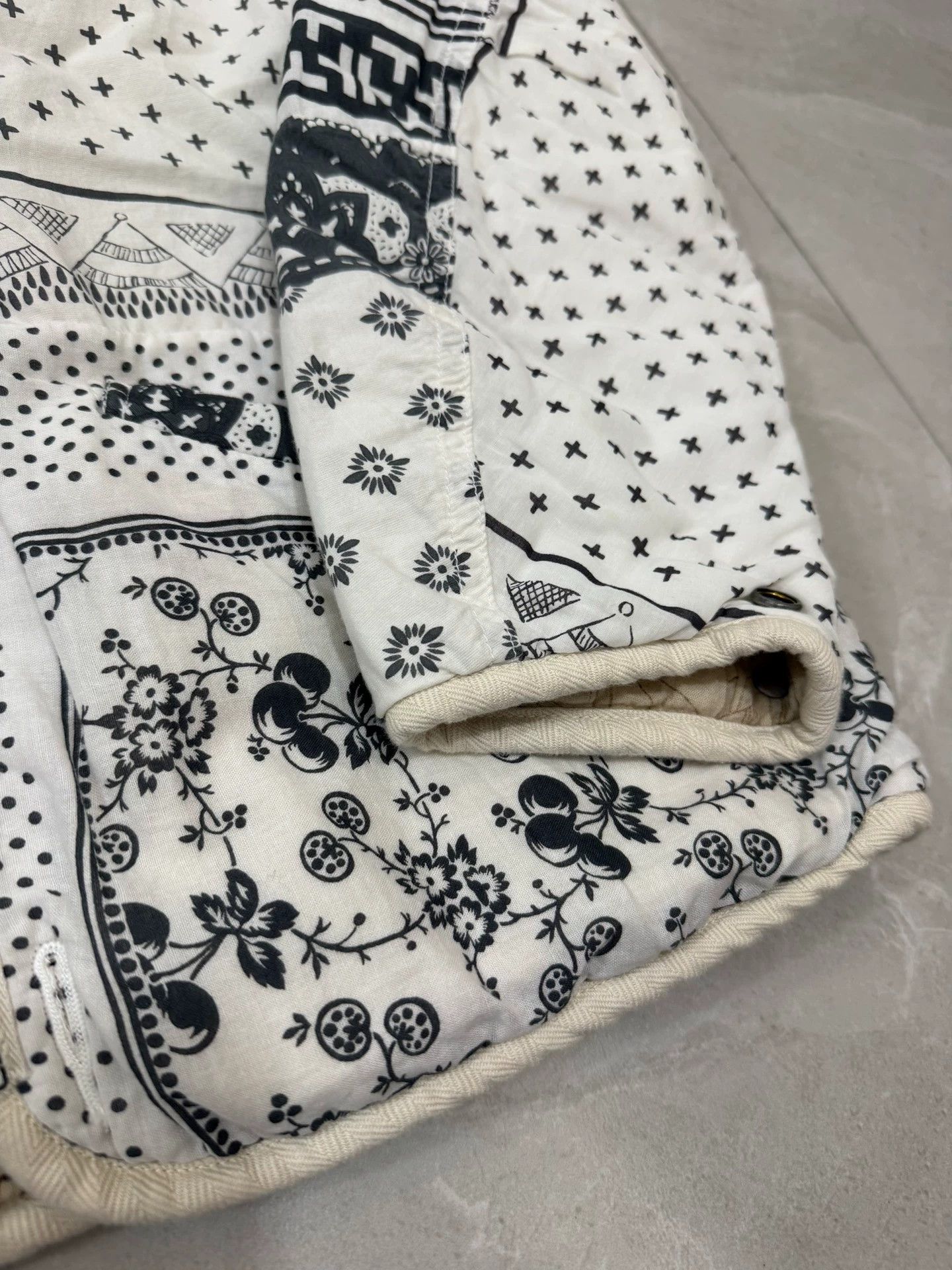 Visvim Visvim 19AW ICT Iris White Paisley Size 2 Size US M / EU 48-50 / 2 - 3 Thumbnail