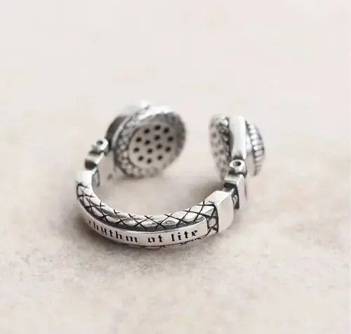Jewelry × Vintage Headphones Ring 2000s Skater Punk Graffiti Jet Set Radio Size ONE SIZE - 3 Thumbnail