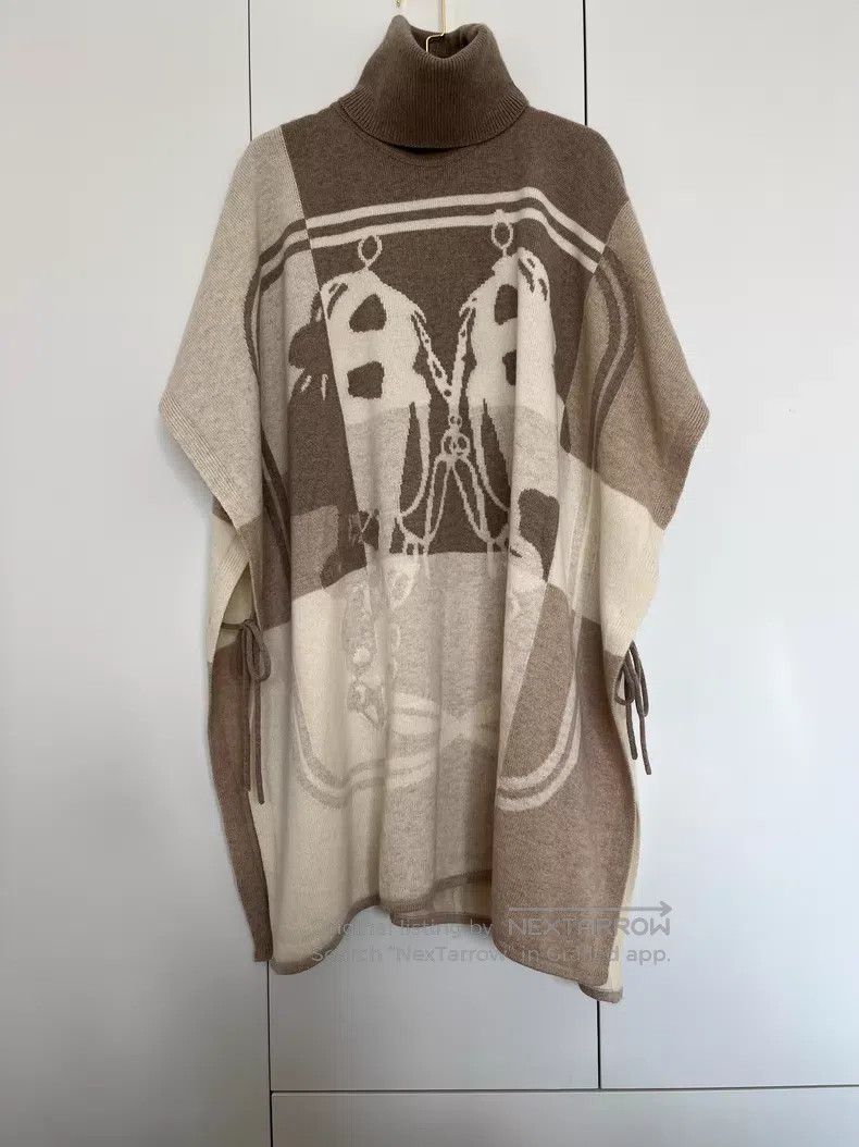 Hermes Hermes size TU Cashmere Cloak Sweater Size ONE SIZE - 1 Thumbnail