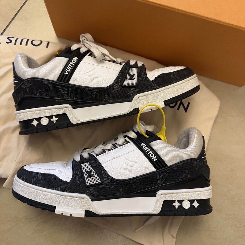 Louis Vuitton Louis Vuitton Trainer Panda Low-Top Sneakers -2508 Size US 8.5 / EU 41-42 - 3 Thumbnail