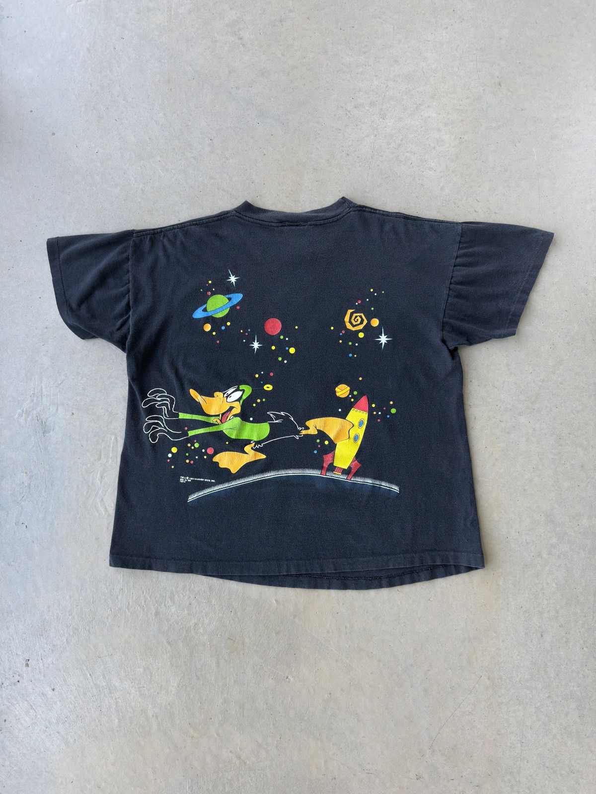 Vintage Vintage 1993 Marvin the Martian Spaceship Aop T Shirt Size US L / EU 52-54 / 3 - 2 Thumbnail