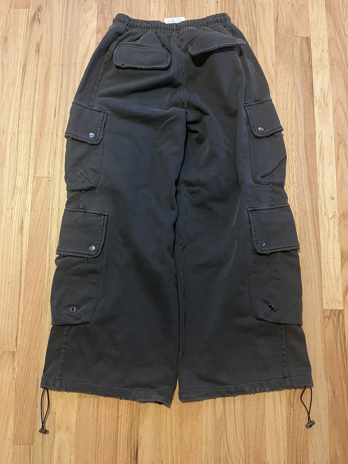 Japanese Brand Chikashitsu Tokyo Heavy Weight Cargo Sweatpants Size US 29 - 2 Thumbnail