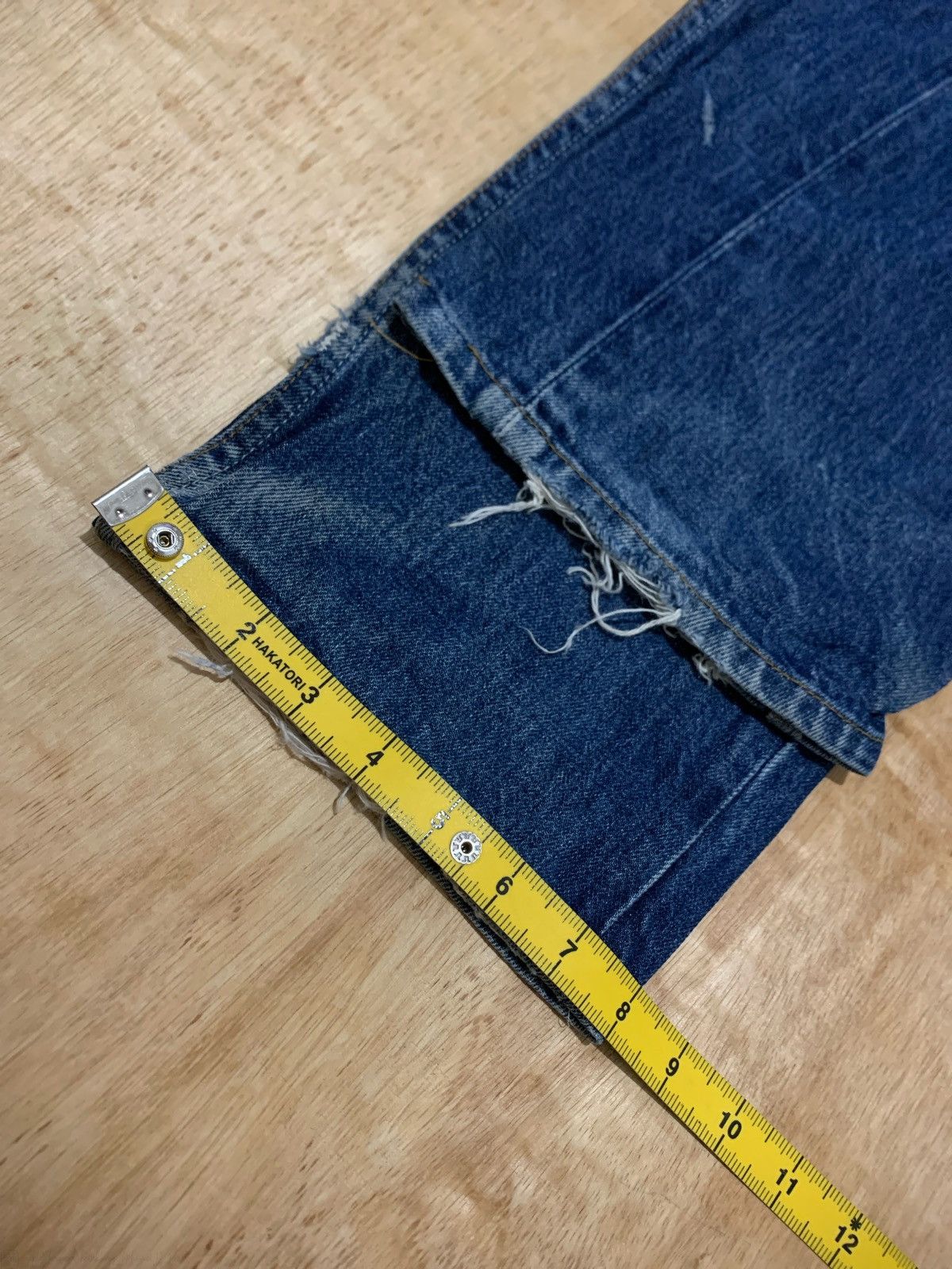 Levi's Vintage Clothing Vintage Levis 501xx Distressed Denim Jeans Size 34x36 Size US 34 / EU 50 - 14 Thumbnail