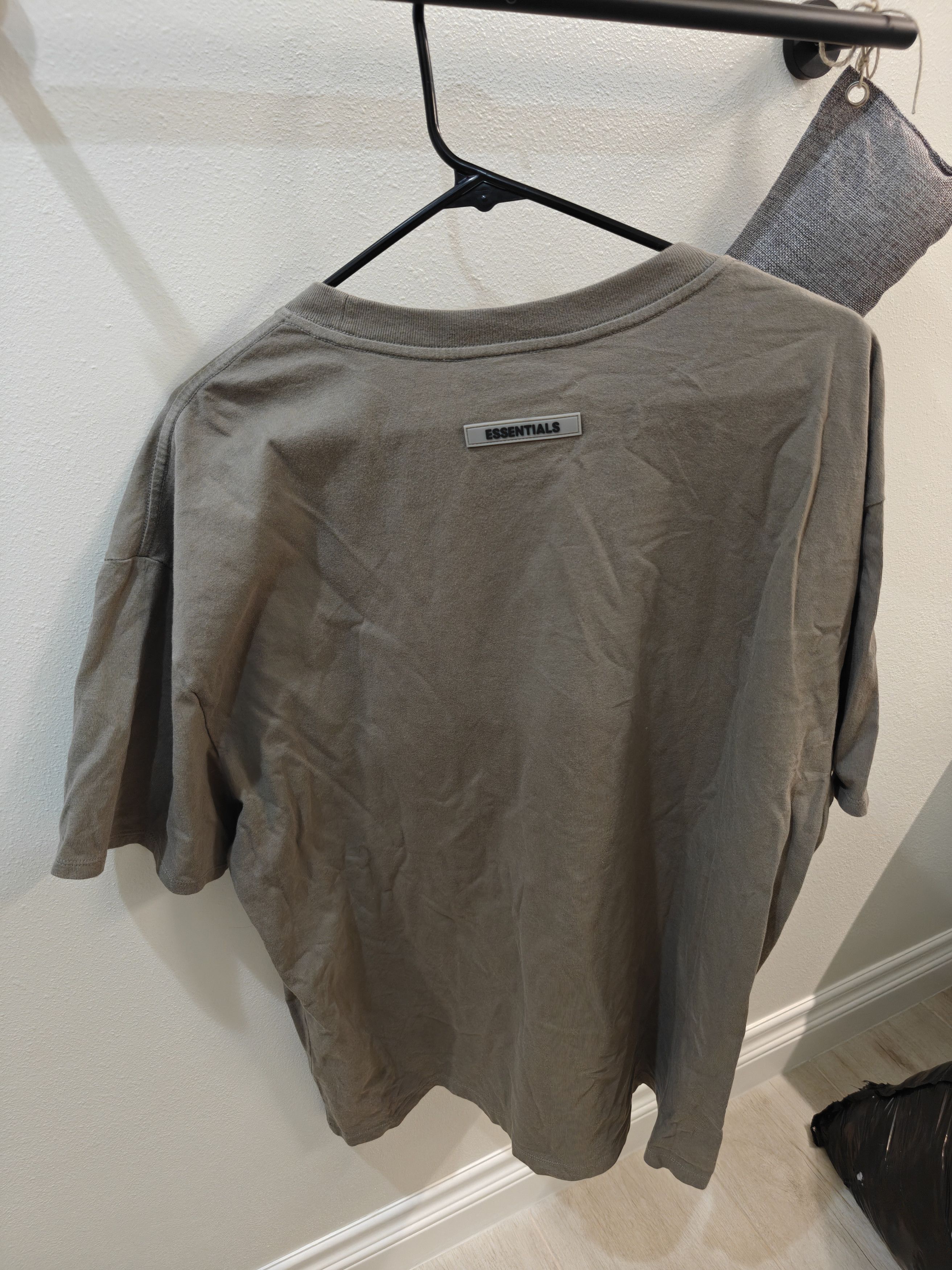 Fear of God Essentials t shirt Size US M / EU 48-50 / 2 - 2 Thumbnail