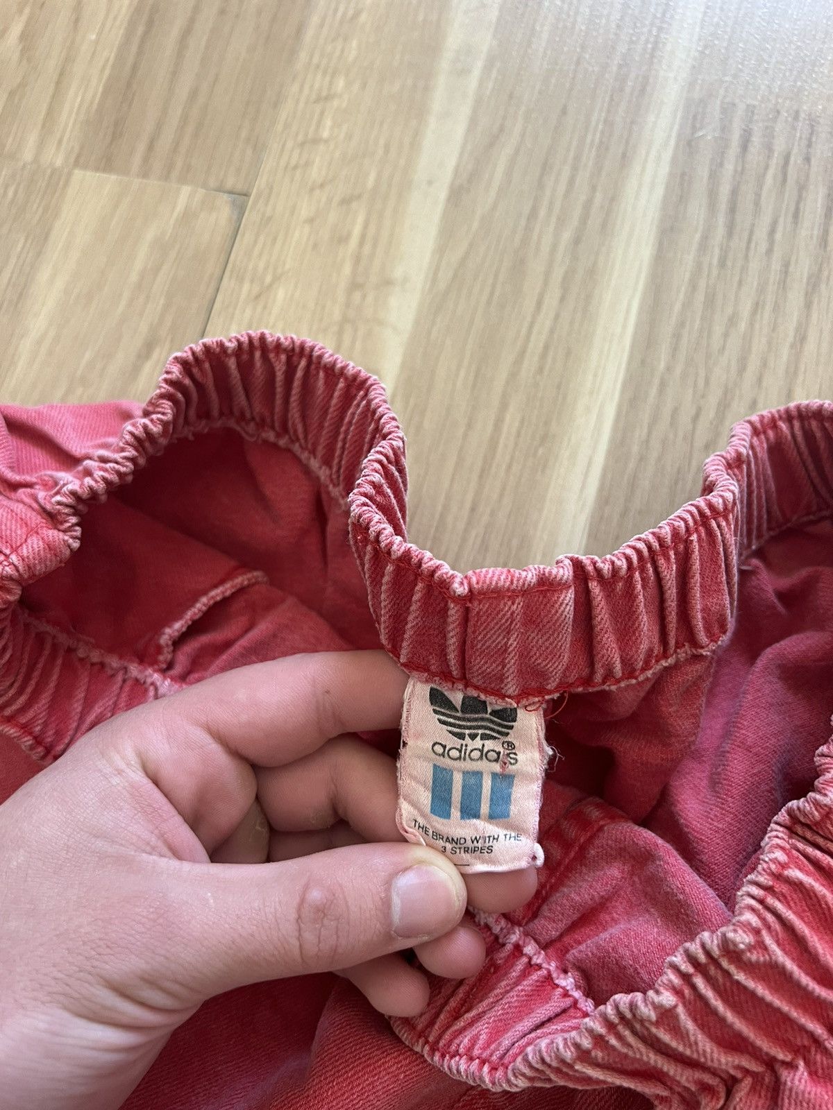 Adidas × Vintage Adidas vintage red denim work shorts faded 90s archive Size US 34 / EU 50 - 6 Thumbnail
