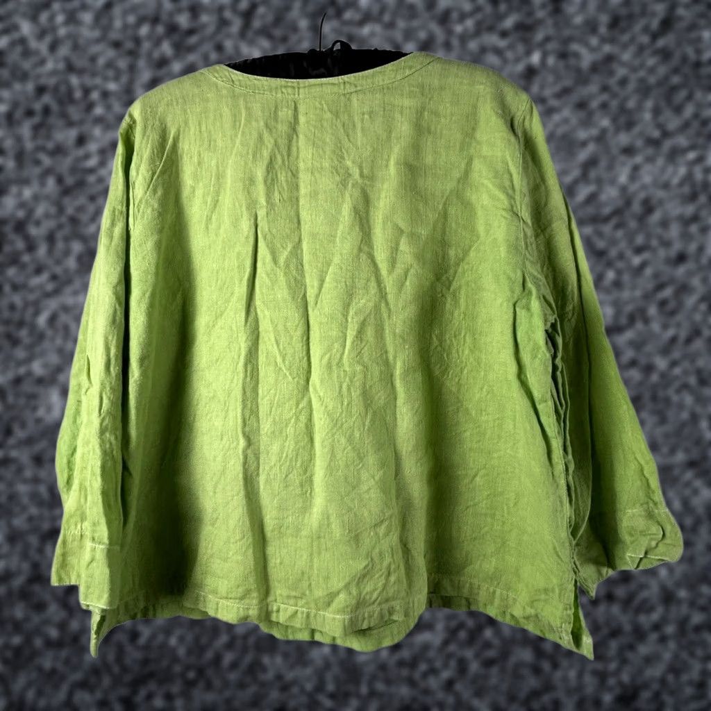 Vintage Hot Cotton Petite by Marc Ware Womens Flower Embroidered Blouse Green Long Sleeve Scoop Neck Casual Blouse Adults Womens Size L / US 10 / IT 46 - 1 Thumbnail