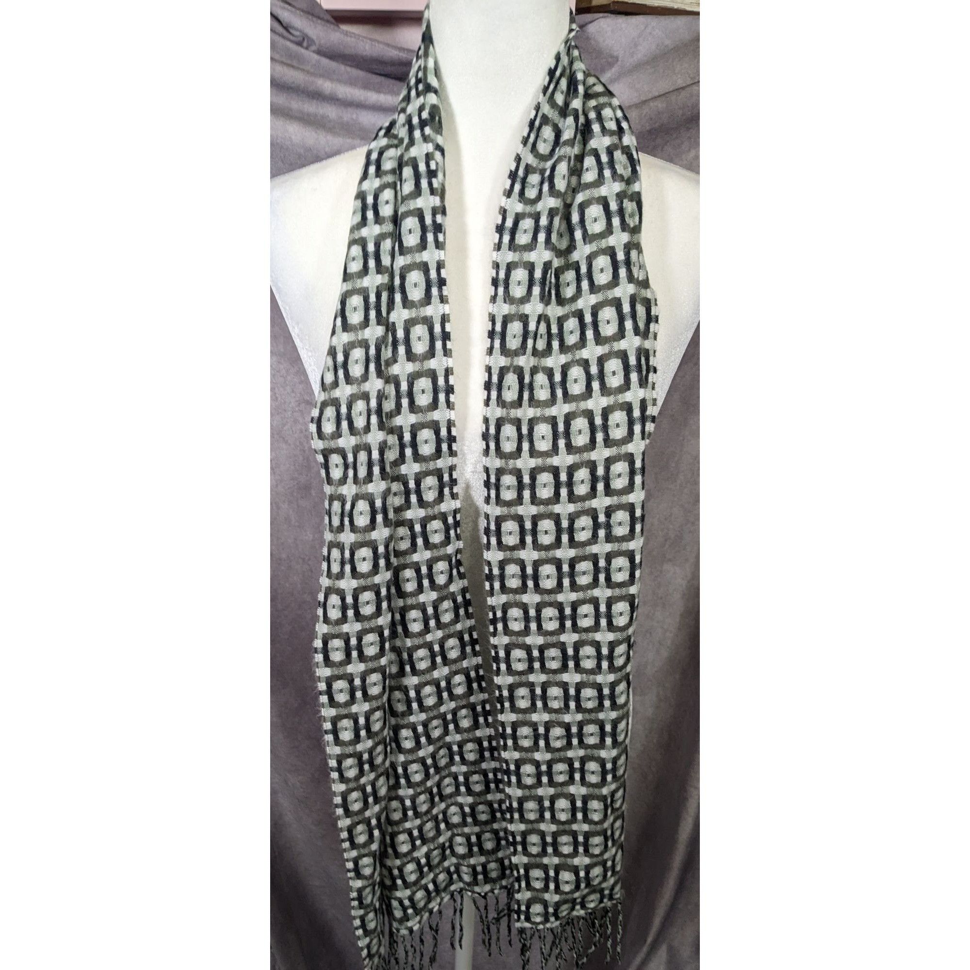 Other D&Y Softer Than Cashmere Geometric Korean Scarf Size ONE SIZE - 5 Thumbnail
