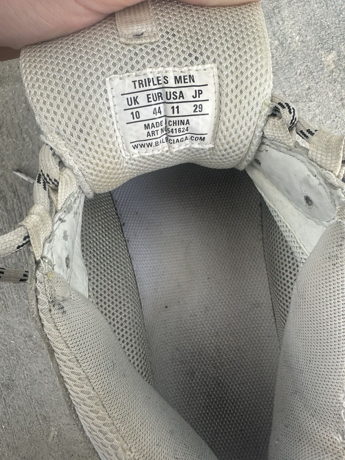 Balenciaga Triple S Clear Sole Sneaker in White Size US 11 / EU 44 - 7 Thumbnail