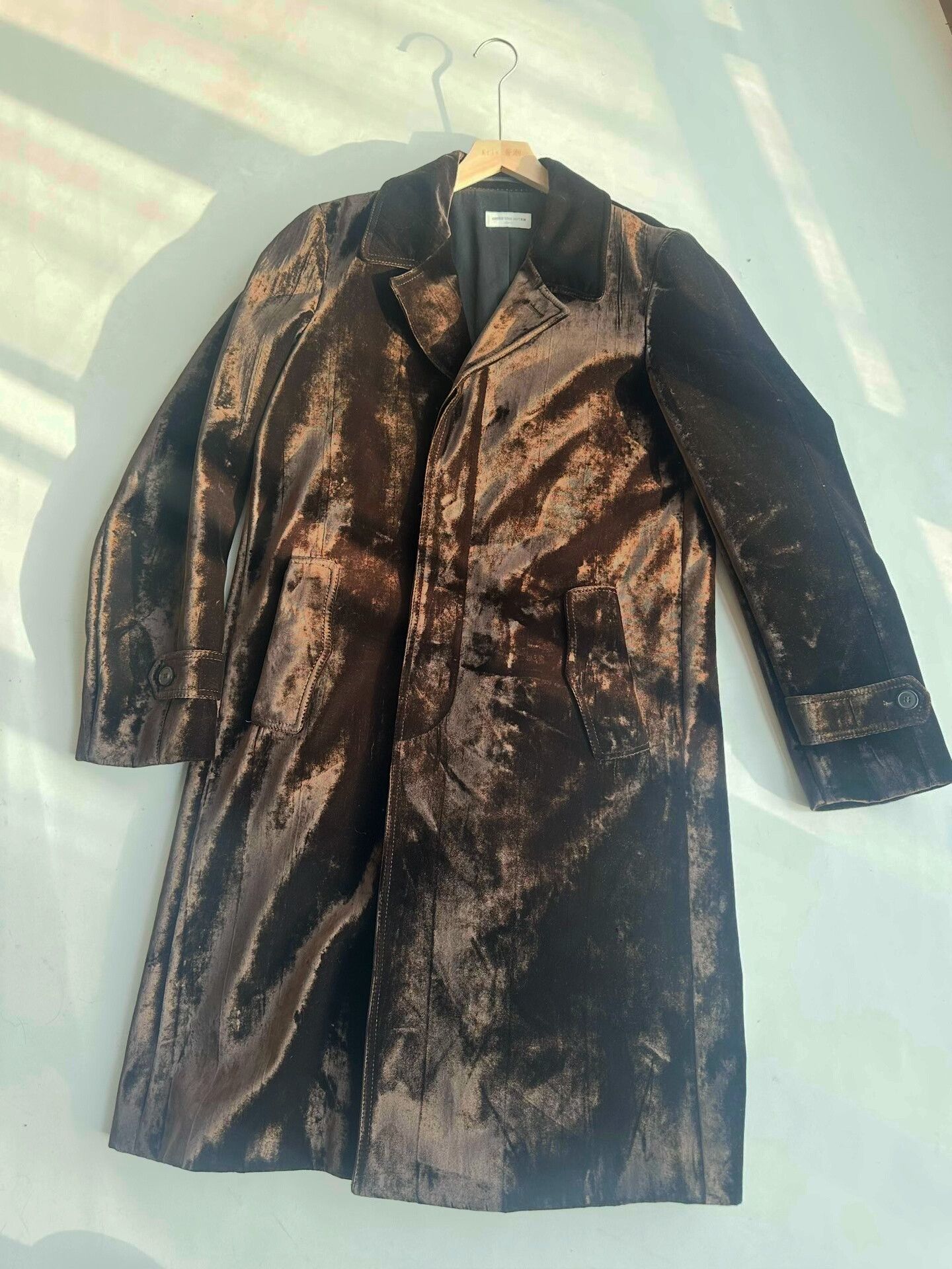 Dries Van Noten drapes van noten velvet long coat Size US L / EU 52-54 / 3 - 1 Thumbnail