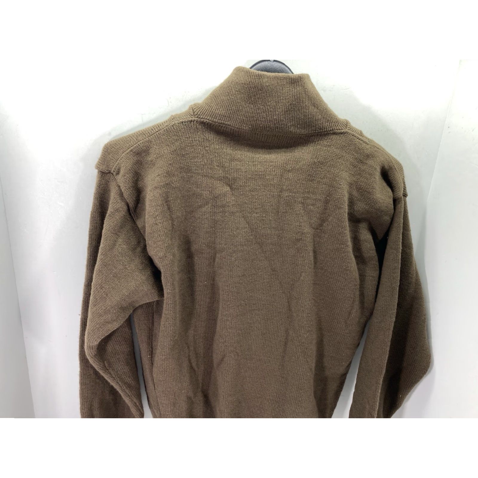 Vintage VINTAGE USGI Military Henley Sweater Men Medium Brown 5 Button Knit Long Sleeve Acrylic VTG Size US M / EU 48-50 / 2 - 7 Thumbnail
