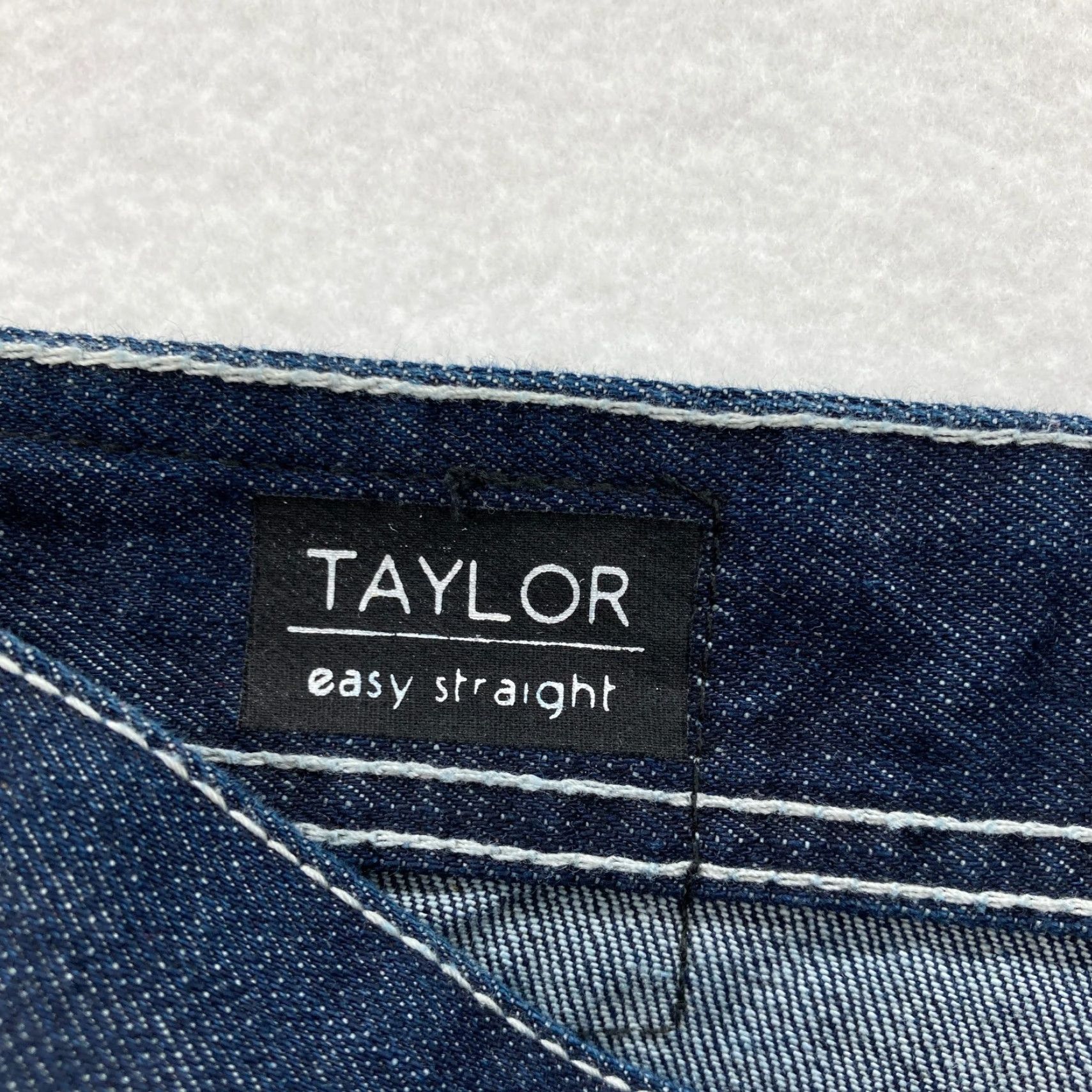 Vintage Buffalo Jeans Jeans Mens 42x30 Taylor Easy Straight Dark Wash Blue Denim Baggy 5-Pocket Design Jeans Relaxed Regular Men Mens Jeans Size US 42 / EU 58 - 6 Thumbnail