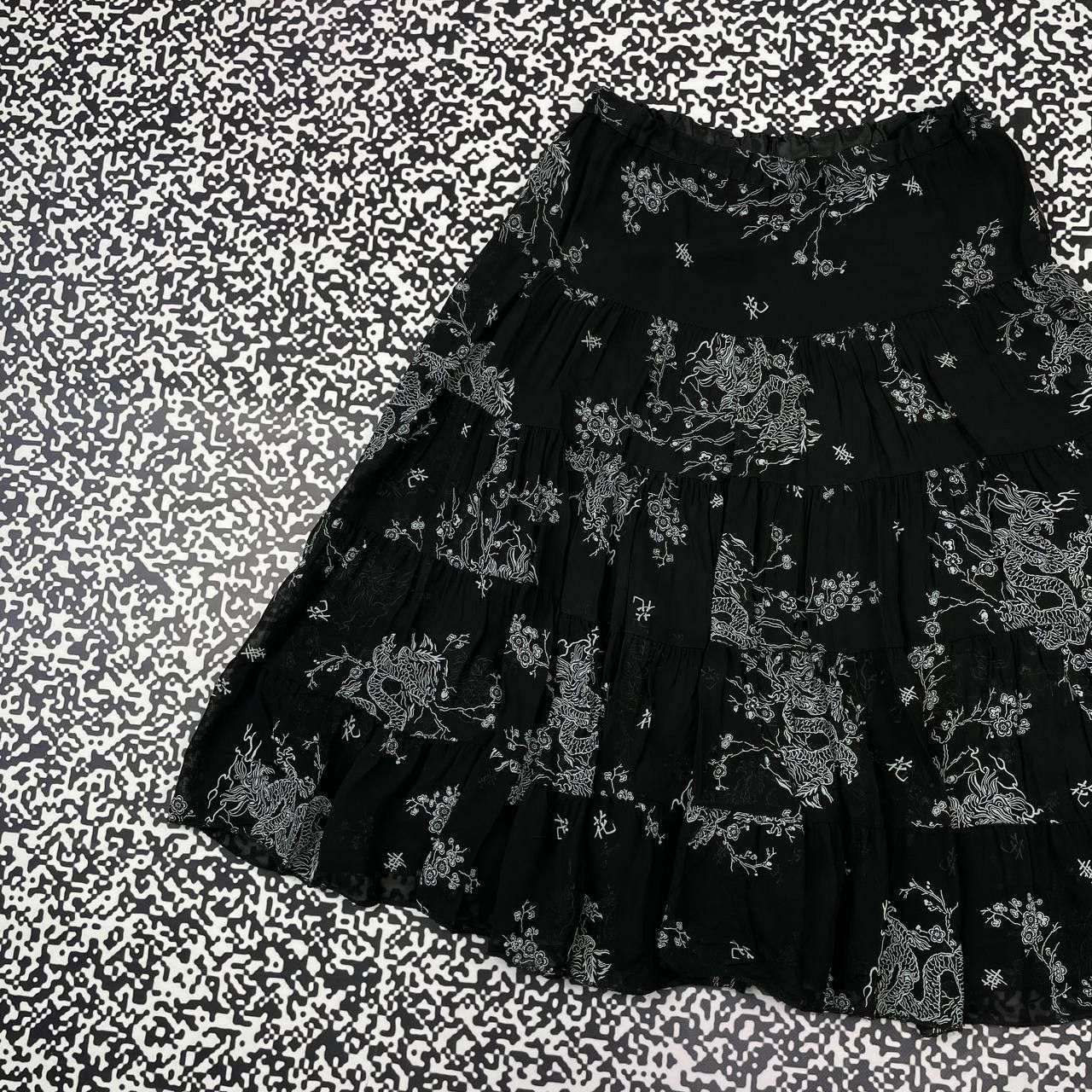 Japanese Brand Vintage Y2K Japanese Dragon Monogram Flared Midi Skirt Size 28" / US 6 / IT 42 - 6 Thumbnail