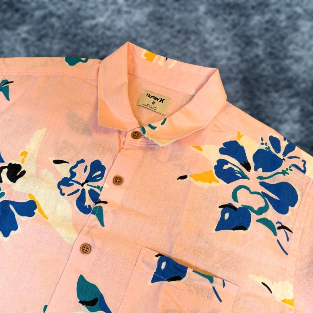 Hurley Hurley Rincon Linen SS Button Up Shirt Mens Medium Flamingo Pink Floral Surf NWT Size US M / EU 48-50 / 2 - 1 Thumbnail