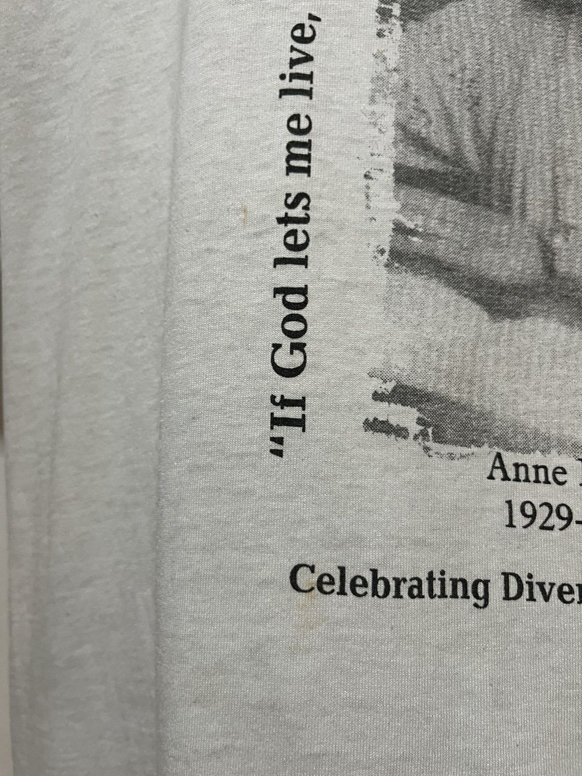 Other Vintage 90s Anne Frank Tee Size US L / EU 52-54 / 3 - 11 Thumbnail