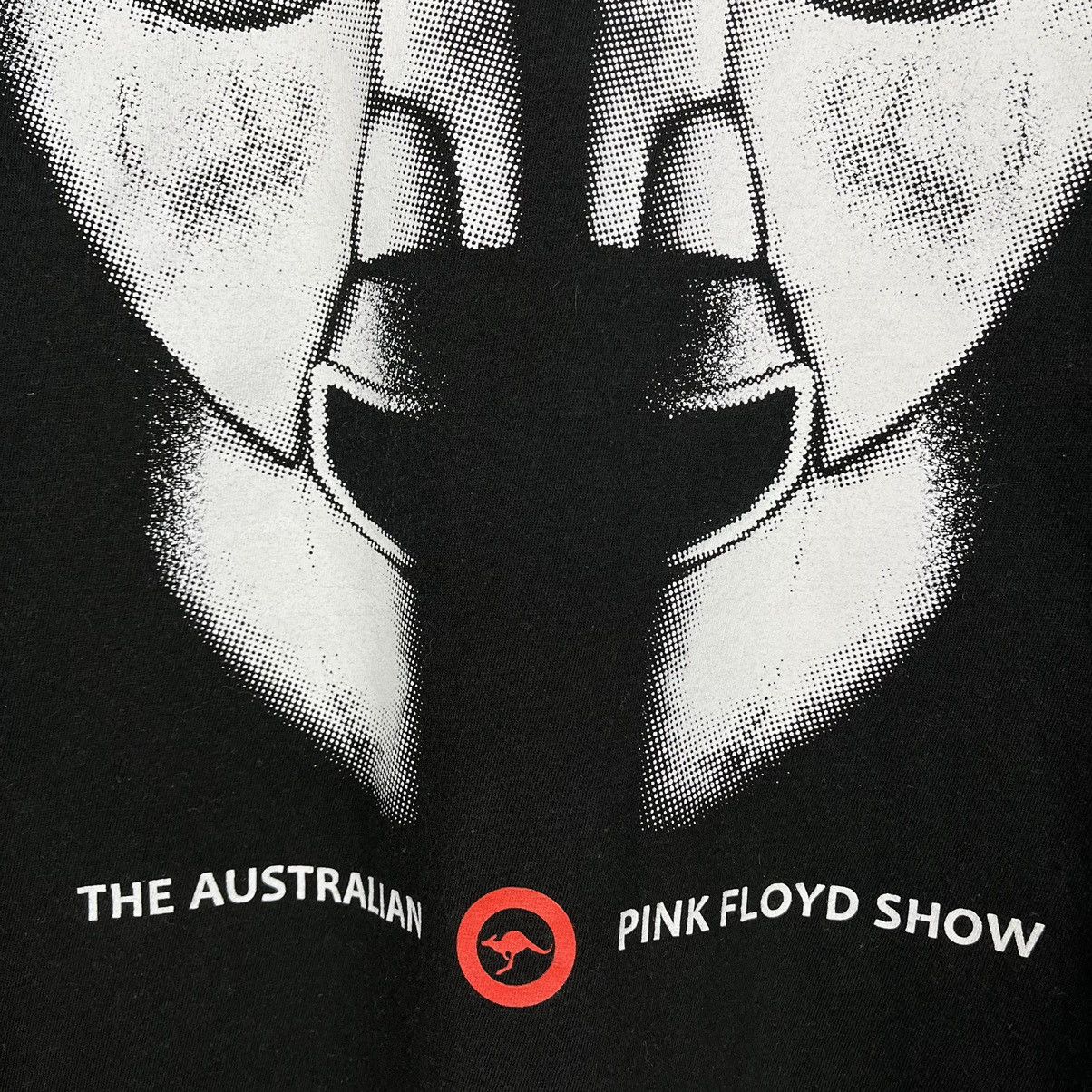 Band Tees Vintage Pink Floyd The Australian Show rock band tee 90’s Size US M / EU 48-50 / 2 - 8 Thumbnail