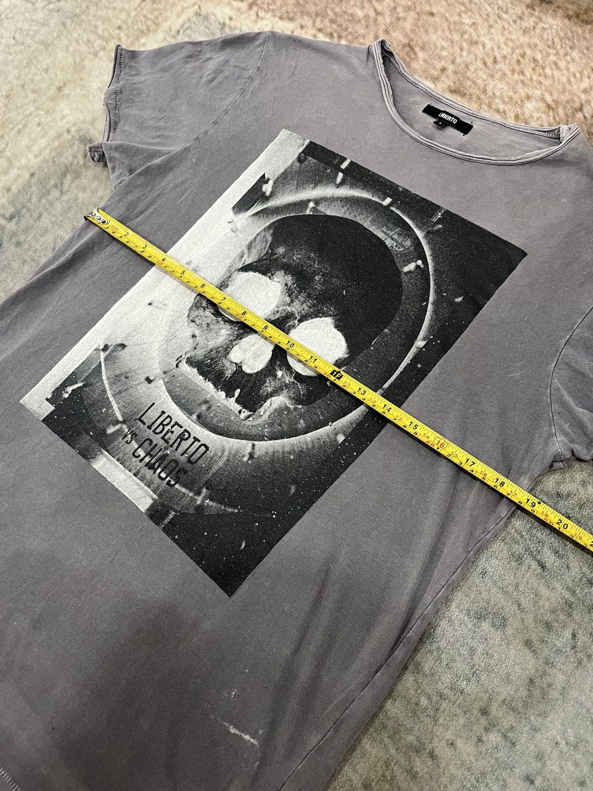 Japanese Brand × Vintage Distressed Liberto Big Skull Tee Size US M / EU 48-50 / 2 - 5 Thumbnail