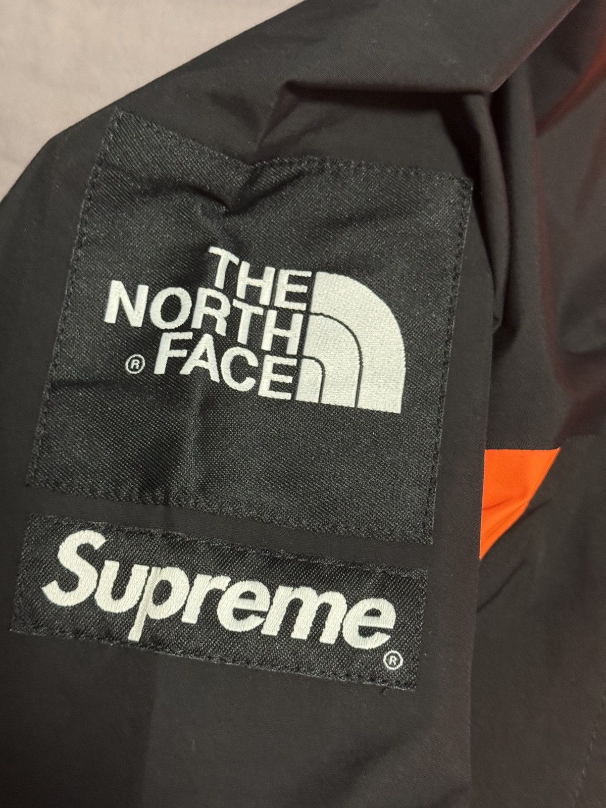 The North Face Supreme tnf the north face orange mountain light Jacket Size US S / EU 44-46 / 1 - 3 Thumbnail