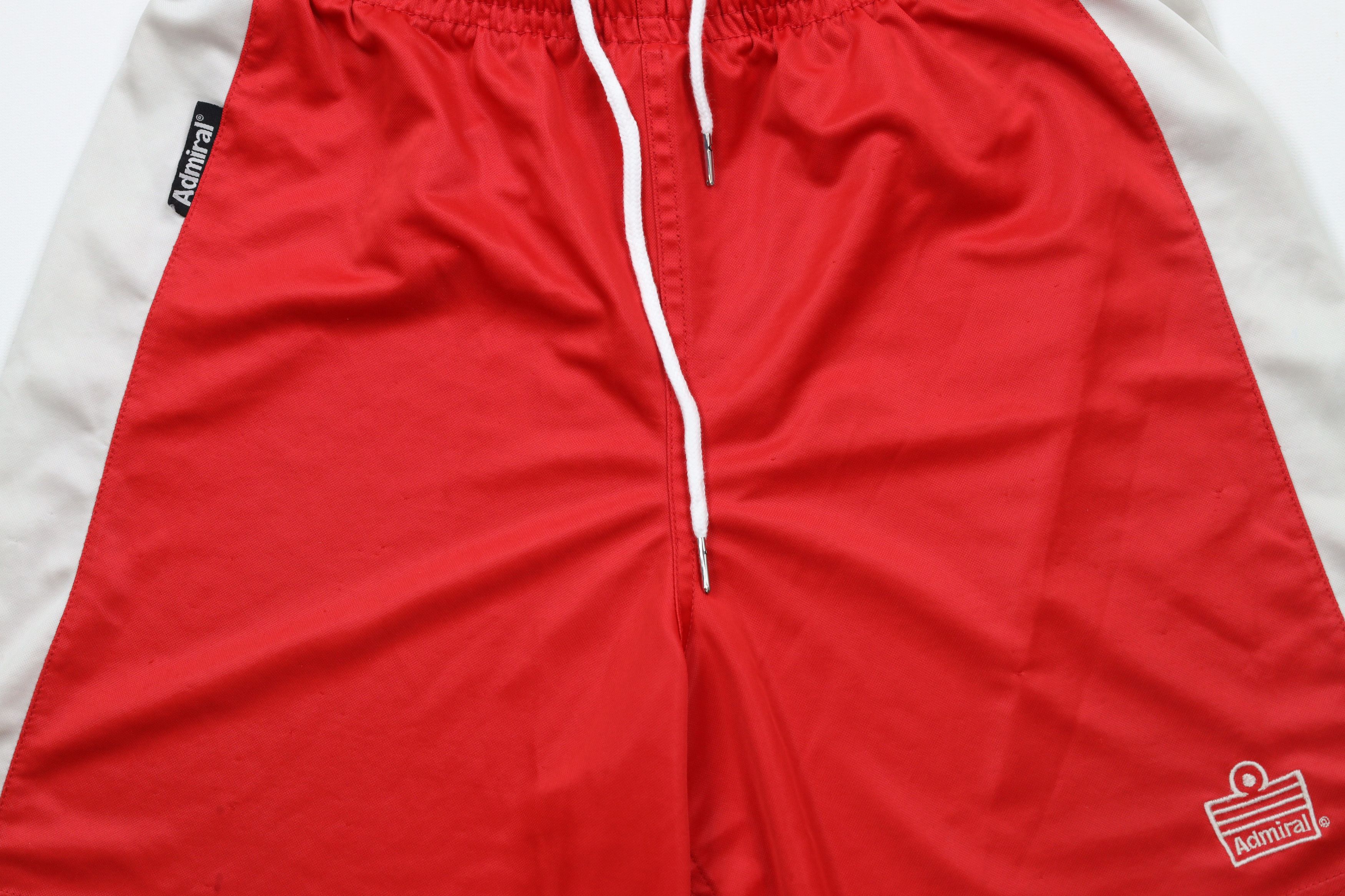 Vintage Vintage 90s Streetwear Above Knee Futbol Soccer Shorts Red Size US 32 / EU 48 - 3 Thumbnail