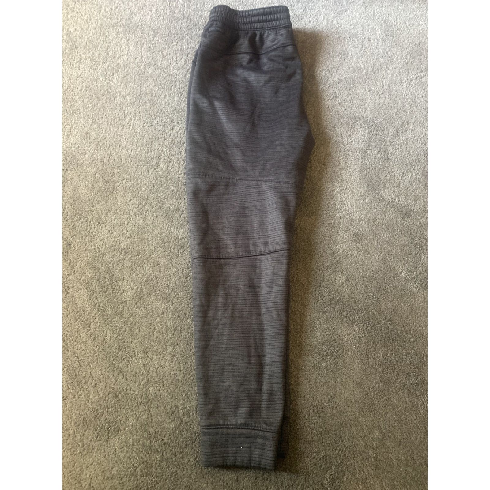 Spalding Spalding L Mens Joggers Drawstring Athleisure Sweatpants Gray Moisture Wicking Pockets Zip Pocket Adjustable Waist Athletic Stretch Size US 33 - 7 Thumbnail