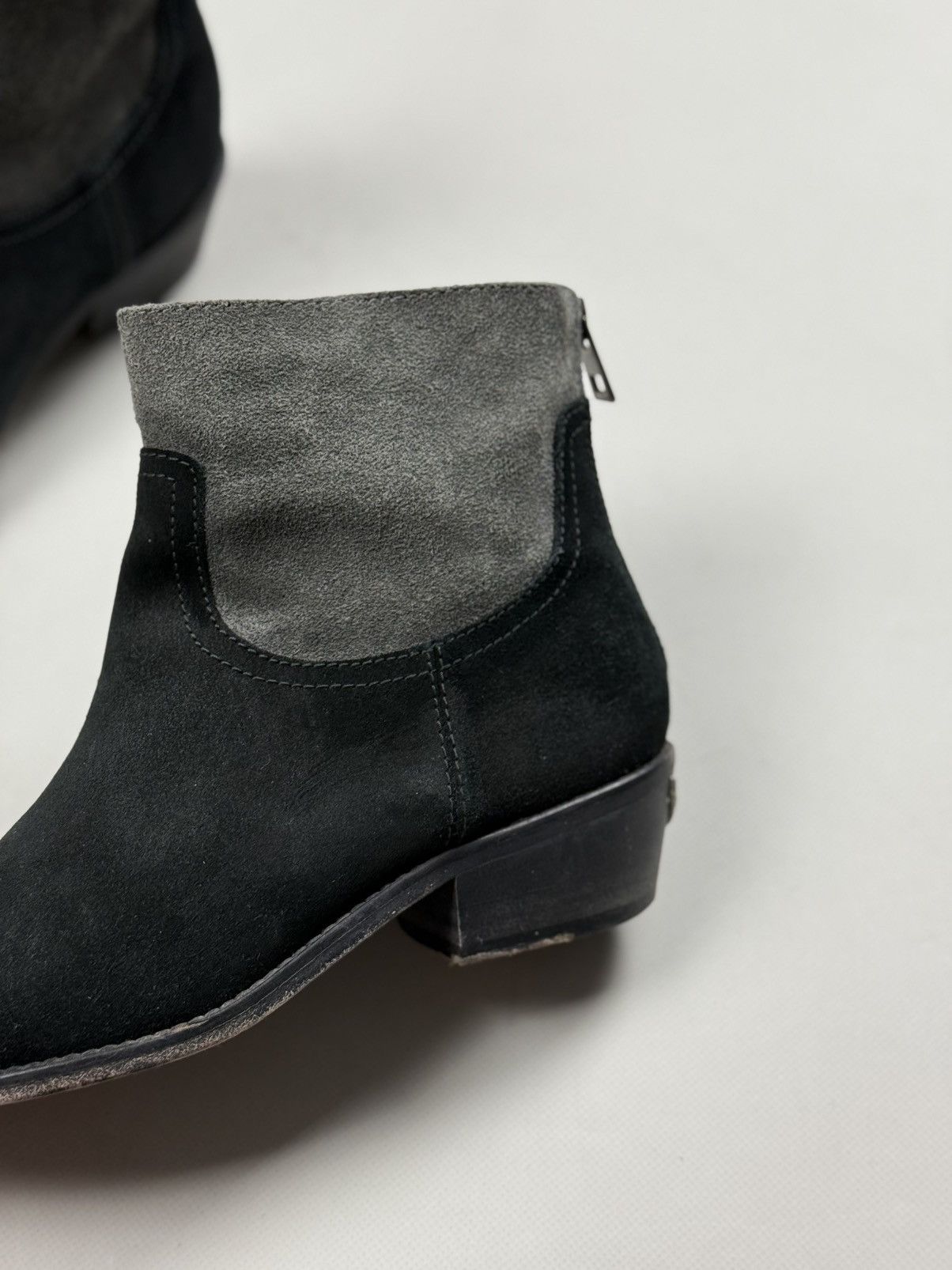 Zadig & Voltaire Zadig & Voltaire Ladies Suede Ankle Zip Biker Boots Shoes Size US 7 / IT 37 - 16 Thumbnail