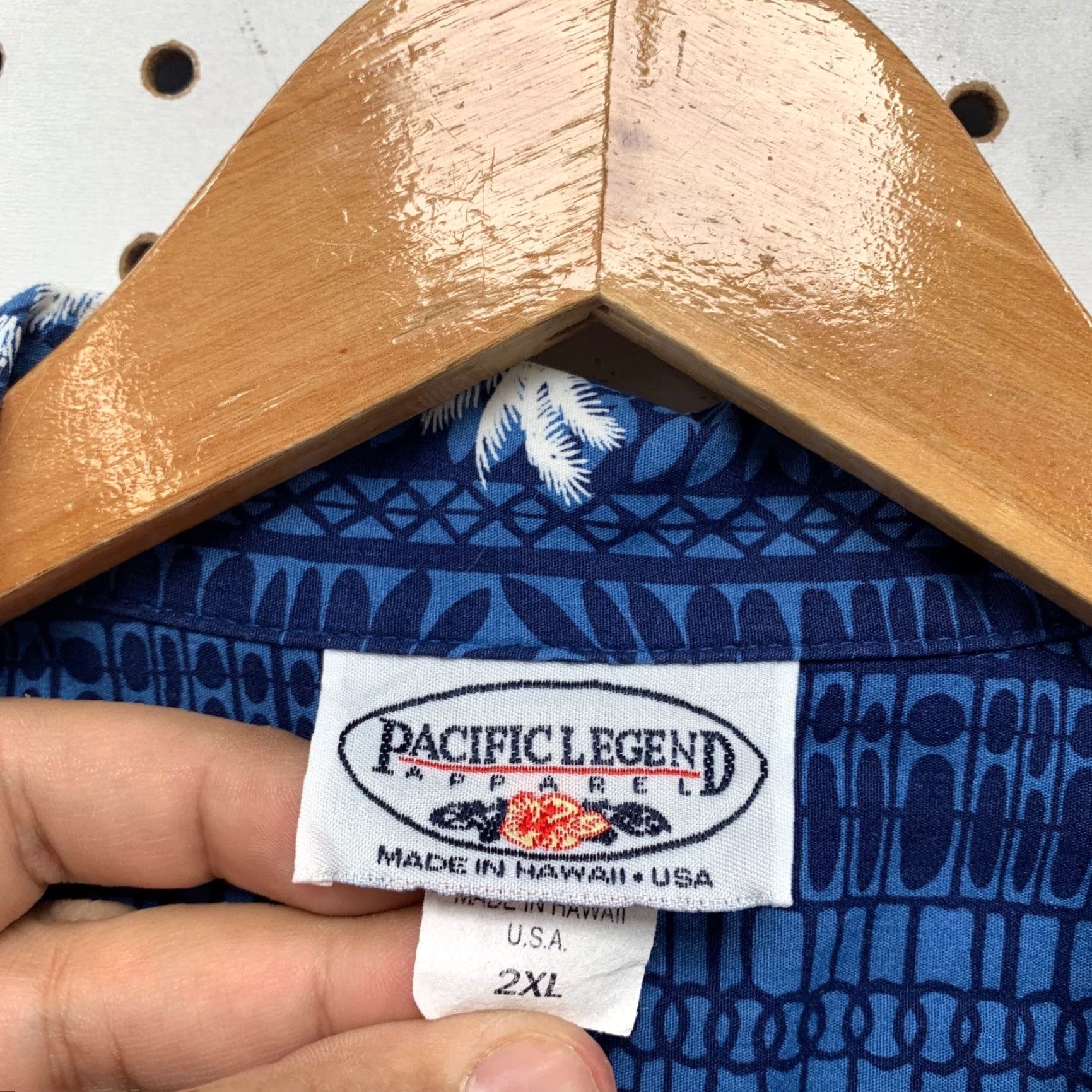 Vintage VINTAGE Pacific Button-Up Shirt Mens 2XL Blue 100% Cotton 80s Hawaiian Palm Floral Shirt Size US XXL / EU 58 / 5 - 3 Thumbnail