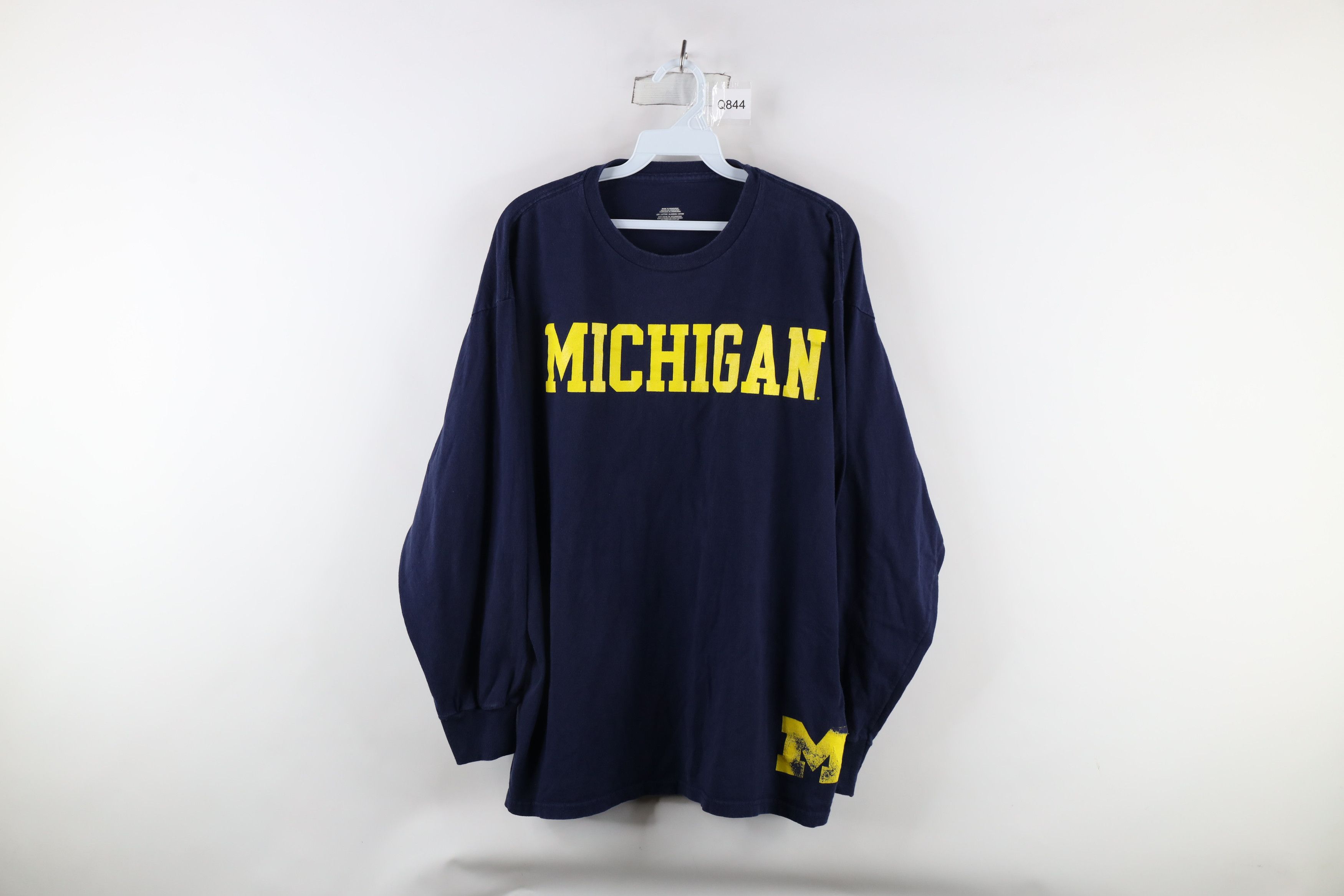 Vintage Vintage Spell Out University of Michigan Long Sleeve T-Shirt Size US XL / EU 56 / 4 - 1 Thumbnail