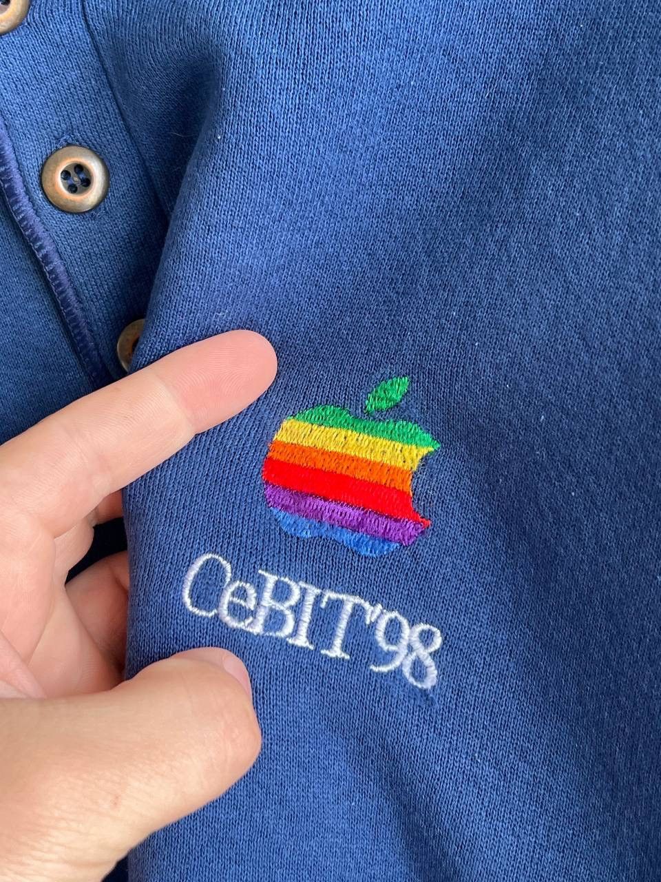 Apple Vintage 98 Apple Computer Sweatshirt Crewneck Macintosh USA Size US L / EU 52-54 / 3 - 4 Thumbnail