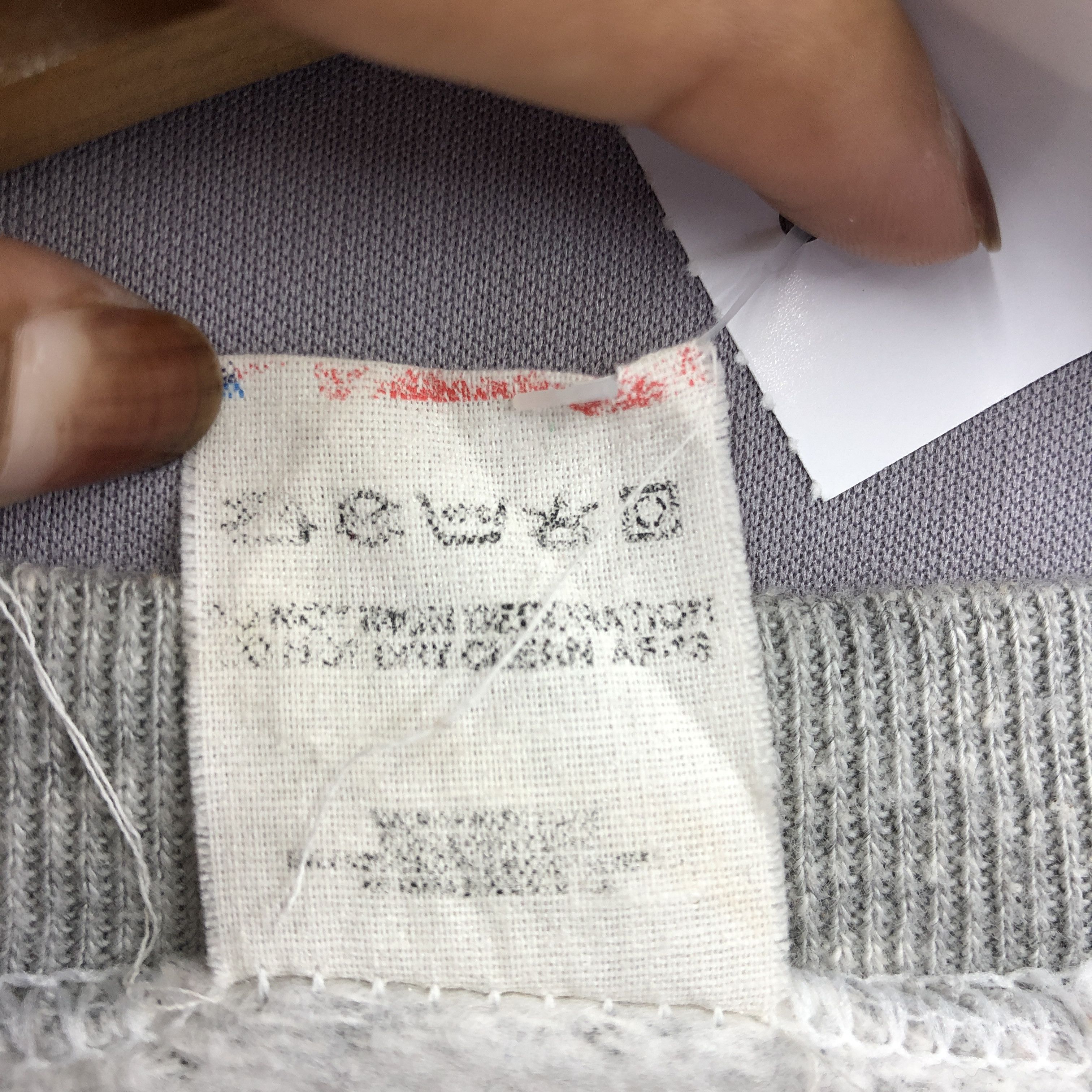 Fruit Of The Loom Vintage Univ of Texas Austin Sweater Sweatshirt Jumper Size US S / EU 44-46 / 1 - 5 Thumbnail