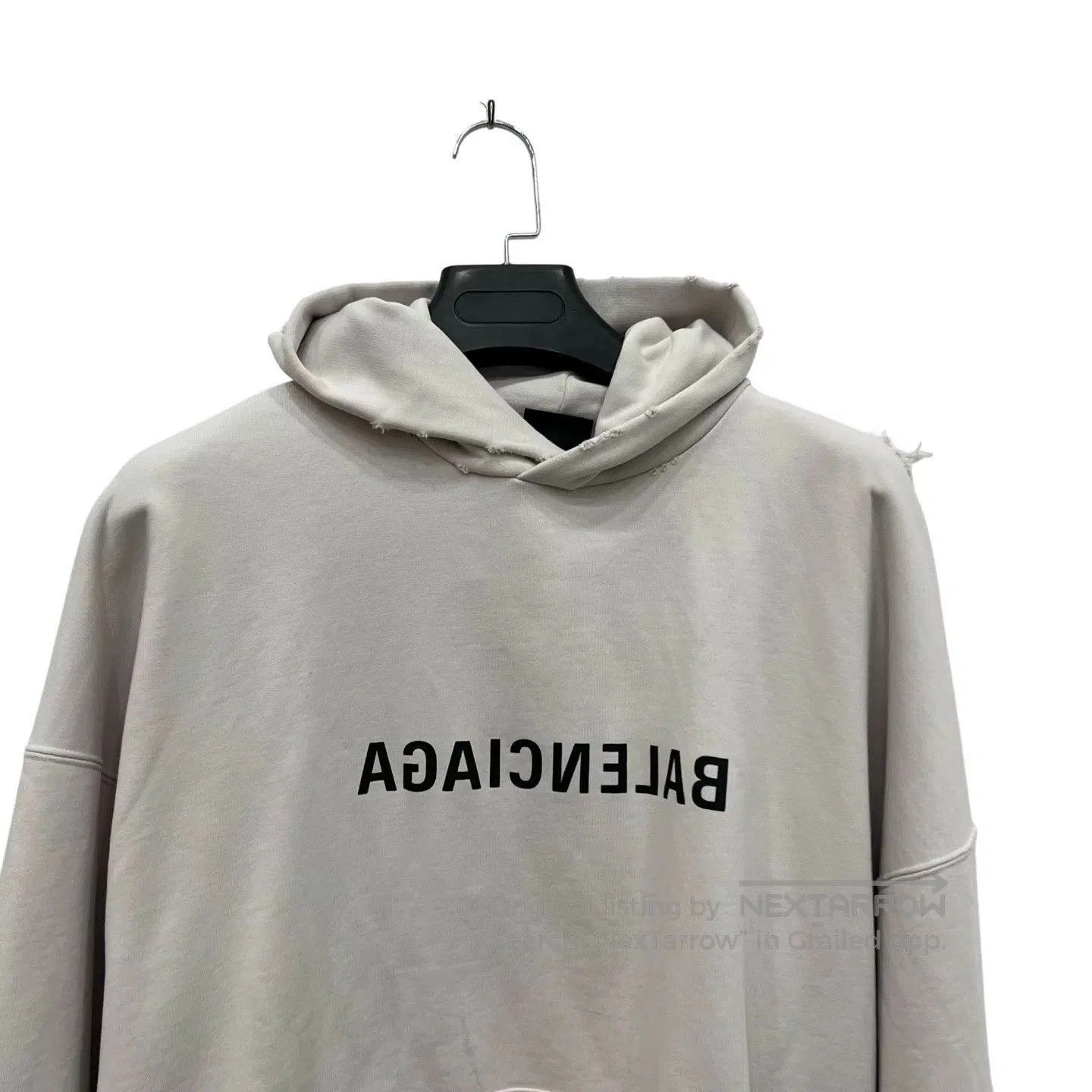 Balenciaga Balenciaga Distressed Logo Sweatshirt. Size US S / EU 44-46 / 1 - 2 Thumbnail