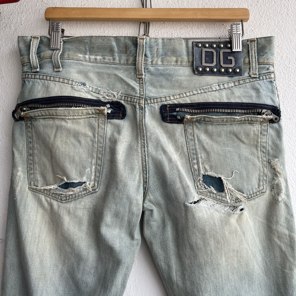 Dolce & Gabbana Distressed Runway Dolce & Gabbana Denim Classic 14 Size US 34 / EU 50 - 25 Thumbnail