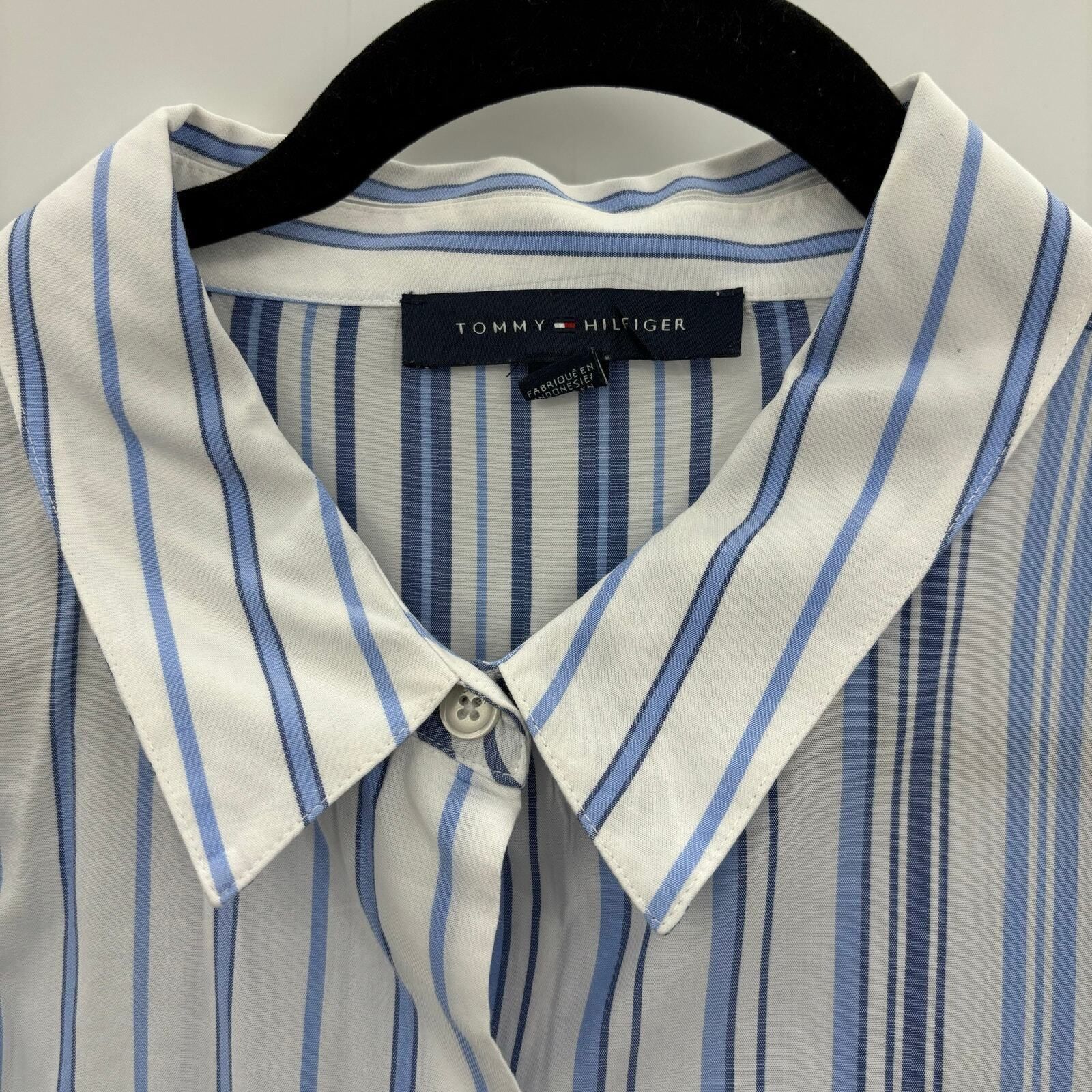 Tommy Hilfiger Tommy Hilfiger Shirt Women's XL Blue White Striped Button Do Size XL / US 12-14 / IT 48-50 - 3 Thumbnail