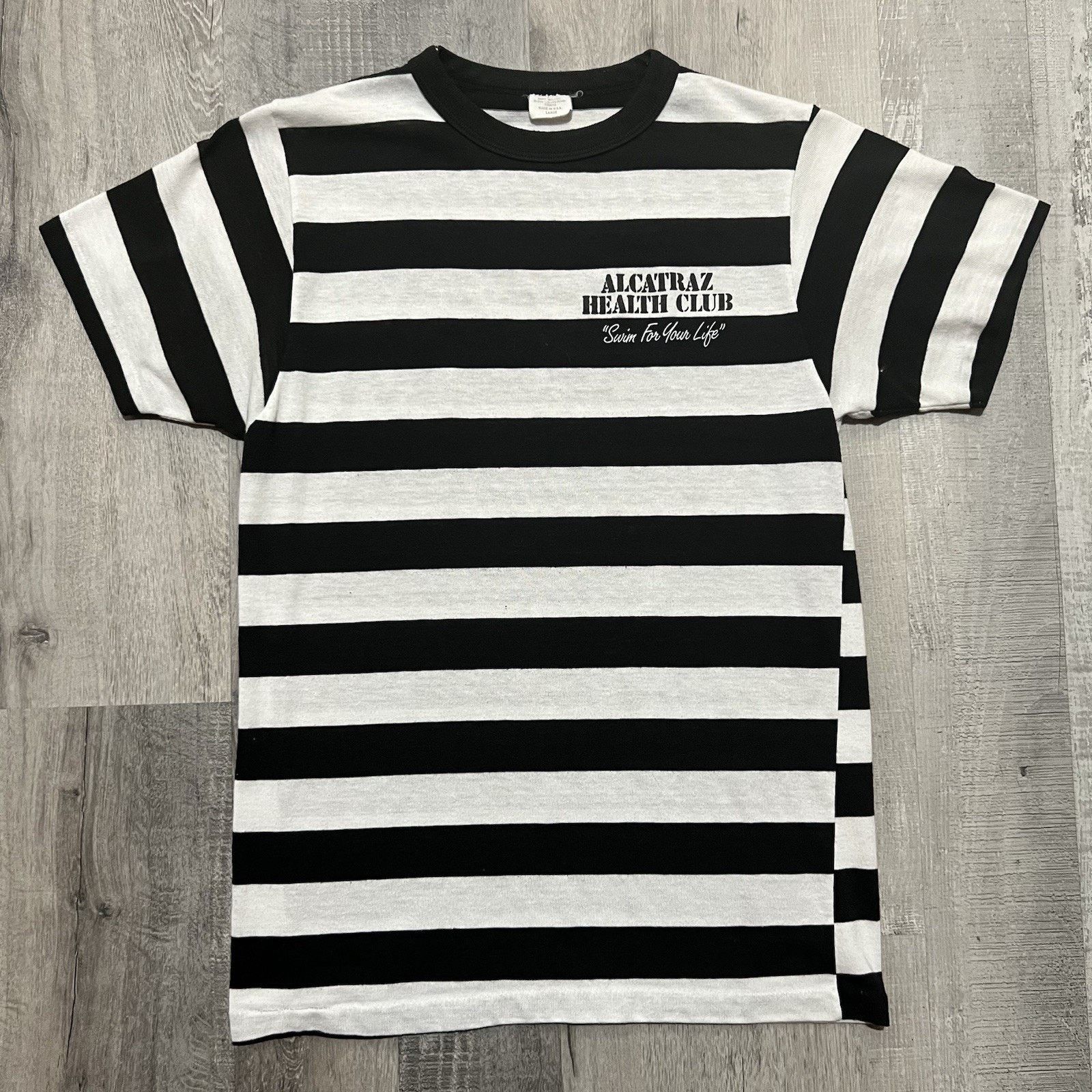 Vintage VTG Alcatraz Health Club 60s 70s Prisoner Stripe T Shirt L Size US L / EU 52-54 / 3 - 2 Thumbnail