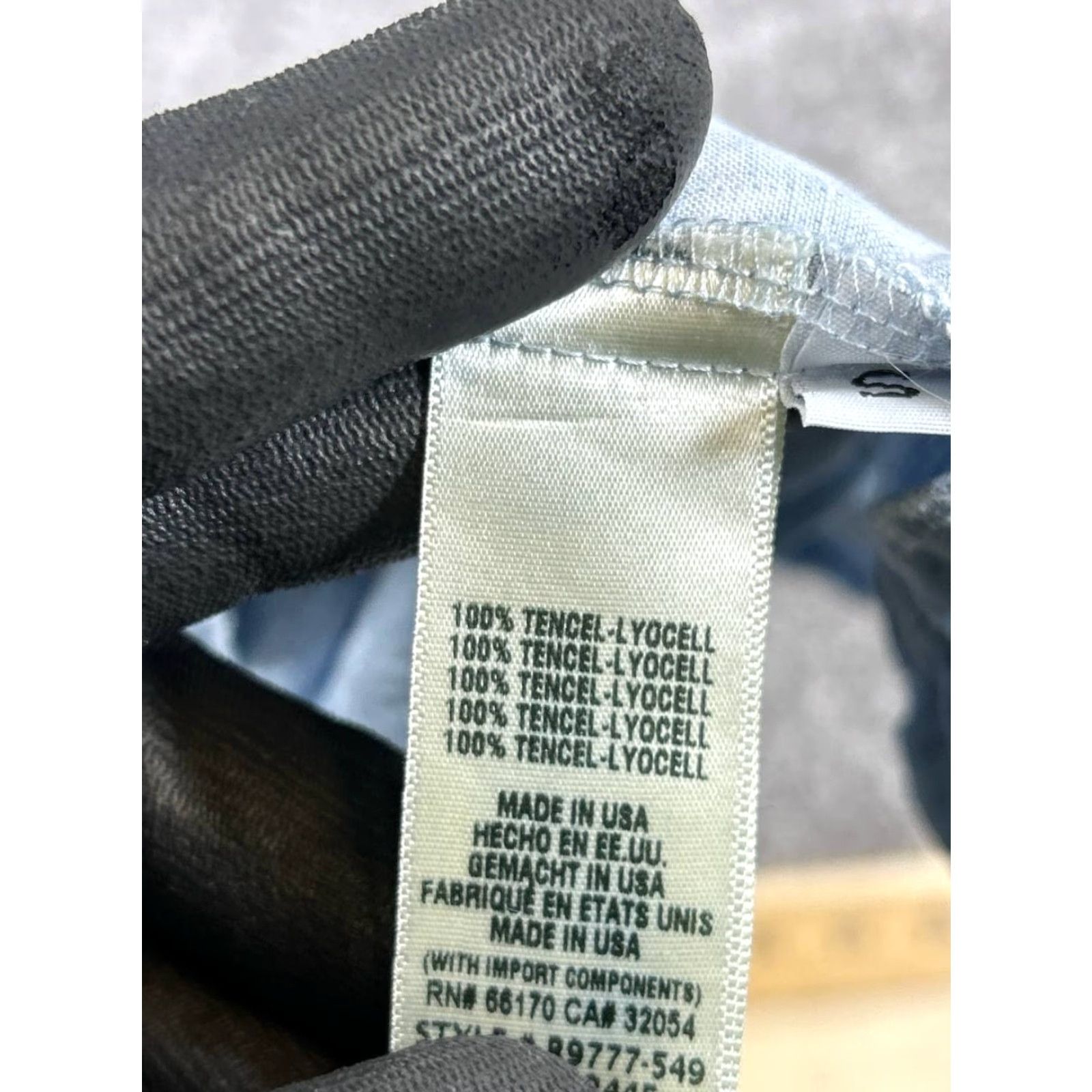 CLOT Cloth & Stone Shirt Womens Small Blue Tank Top V-Neck Sleeveless Tie Dye Pullover Casual Lightweight Knit Lyocell Regular S Blue 90s? Size S / US 4 / IT 40 - 4 Thumbnail
