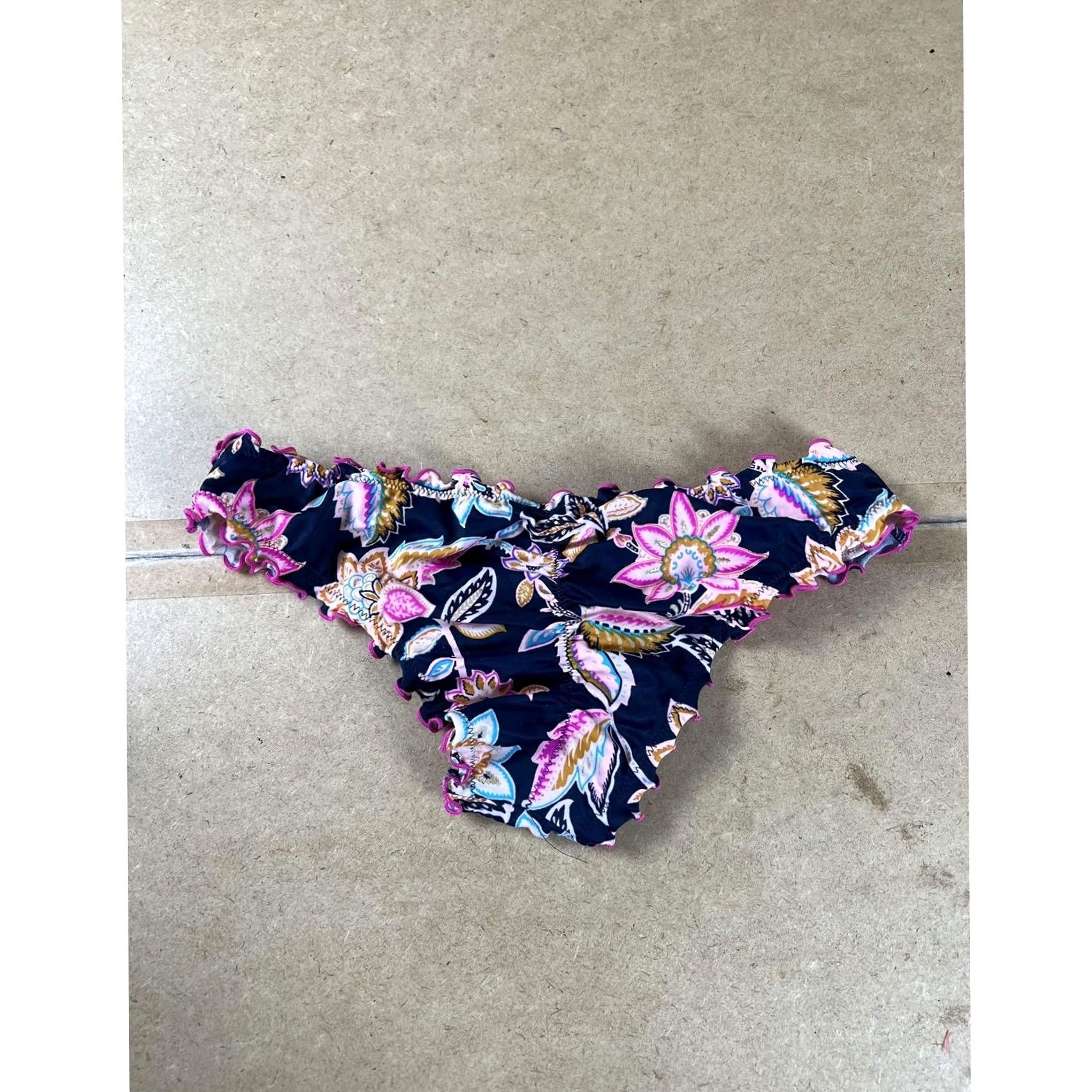 Vintage Shade & Shore Bottom Womens S Blue Bikini Lined Elastic Waist Ruffle Floral Size 28" / US 6 / IT 42 - 3 Thumbnail