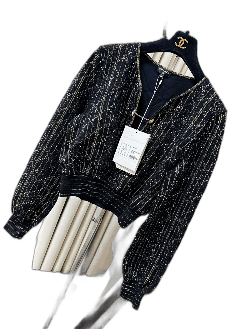 Chanel Chanel Gold Quilted Black Long Sleeve Top Size M / US 6-8 / IT 42-44 - 1 Thumbnail