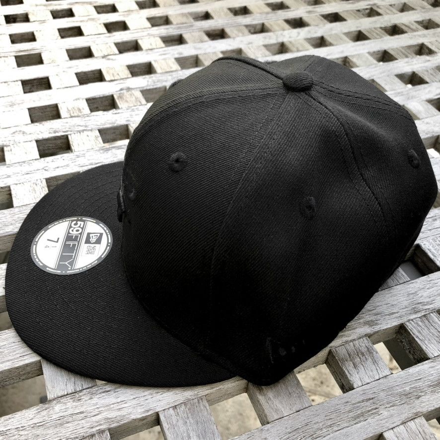 New Era Baltimore Orioles Gold Digger Blackout Logo Hat Club 7 1/4 Size ONE SIZE - 4 Thumbnail