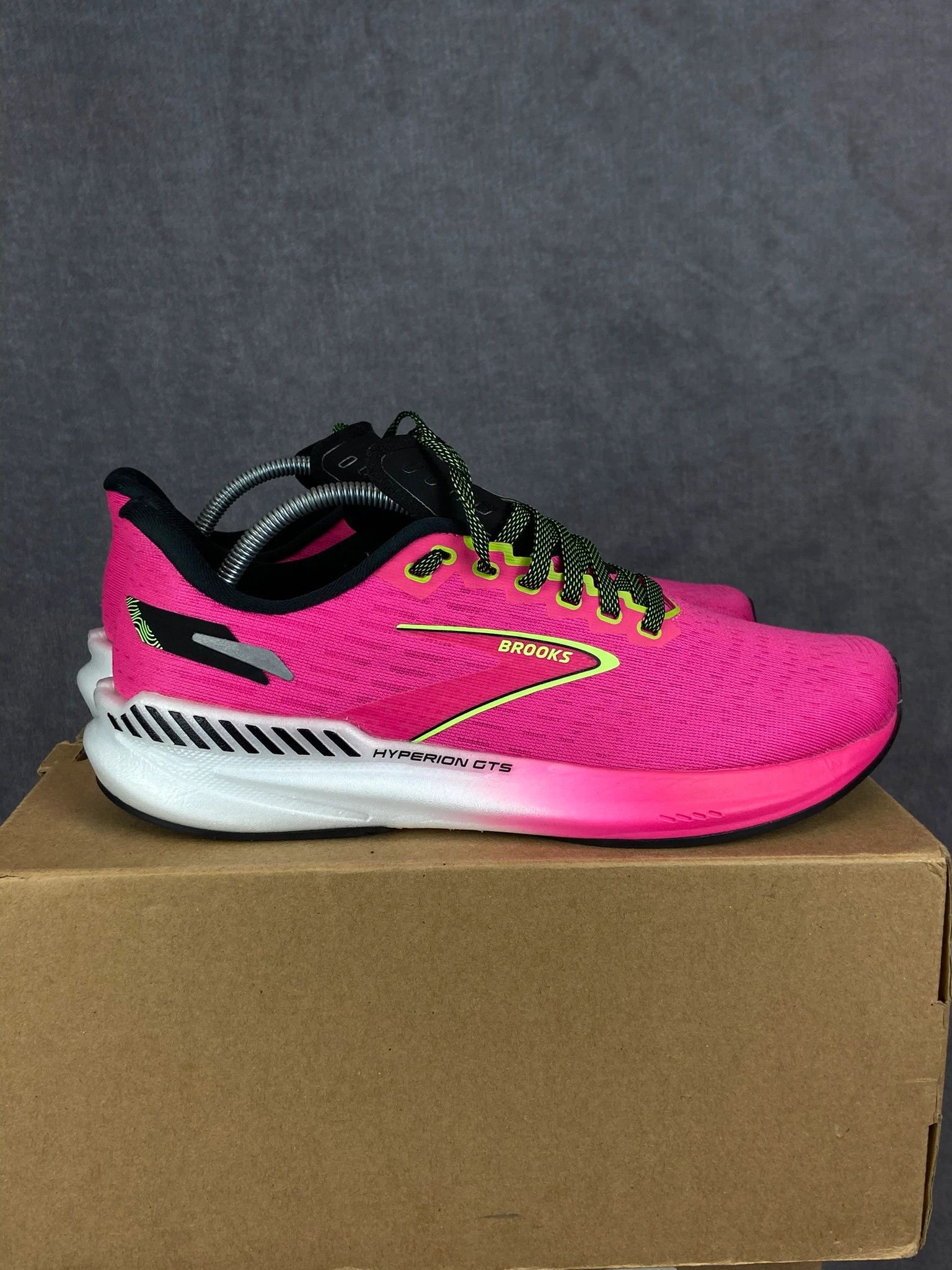 Brooks Brooks Hyperion GTS Pink Running Shoes Size 41 Size US 8 / EU 41 - 5 Thumbnail