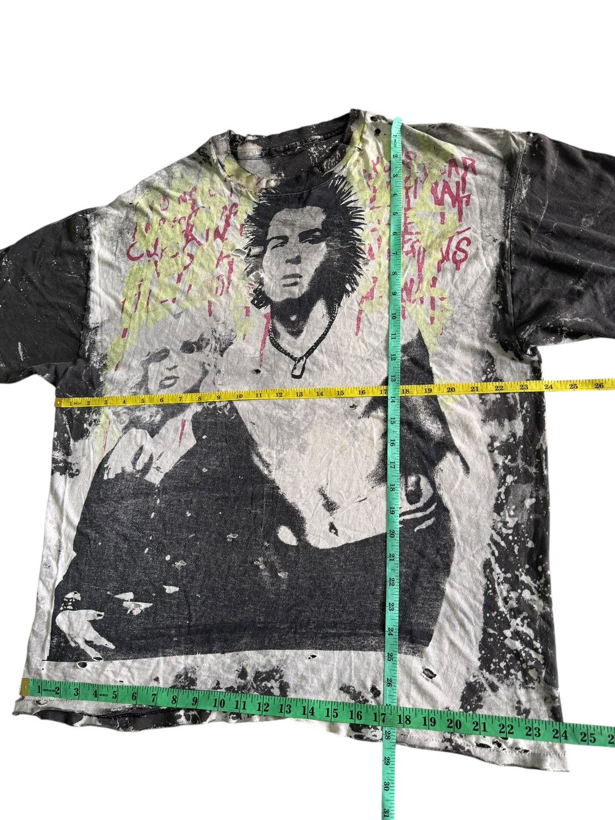 Band Tees Rare Vintage Thrashed Sid Vicious Sex Pistols Sid&Nancy AOP Size US L / EU 52-54 / 3 - 3 Thumbnail