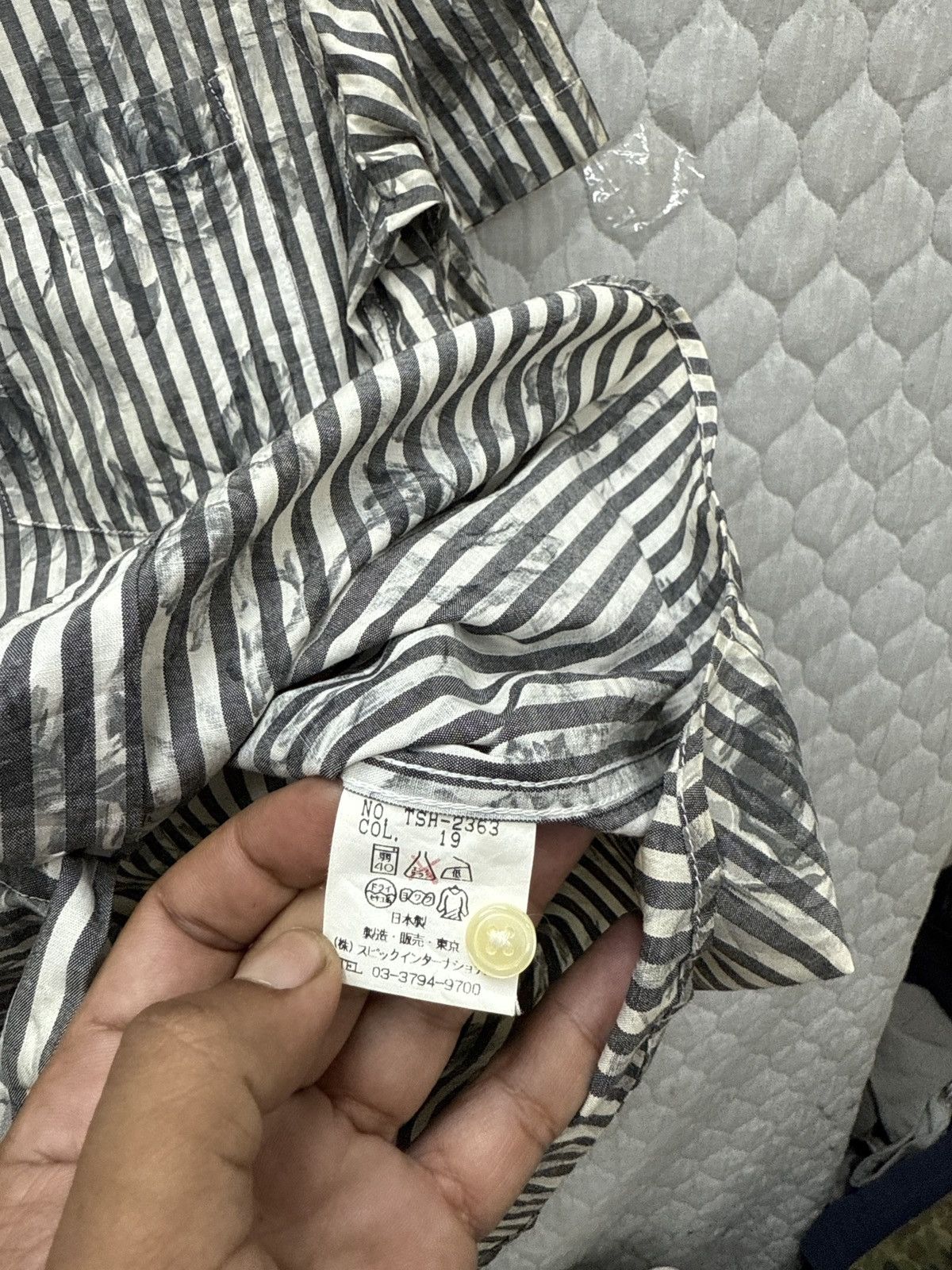 Tornado Mart 🔥🔥🔥ARCHIVE TORNADO MART SHIRTS Size US M / EU 48-50 / 2 - 5 Thumbnail