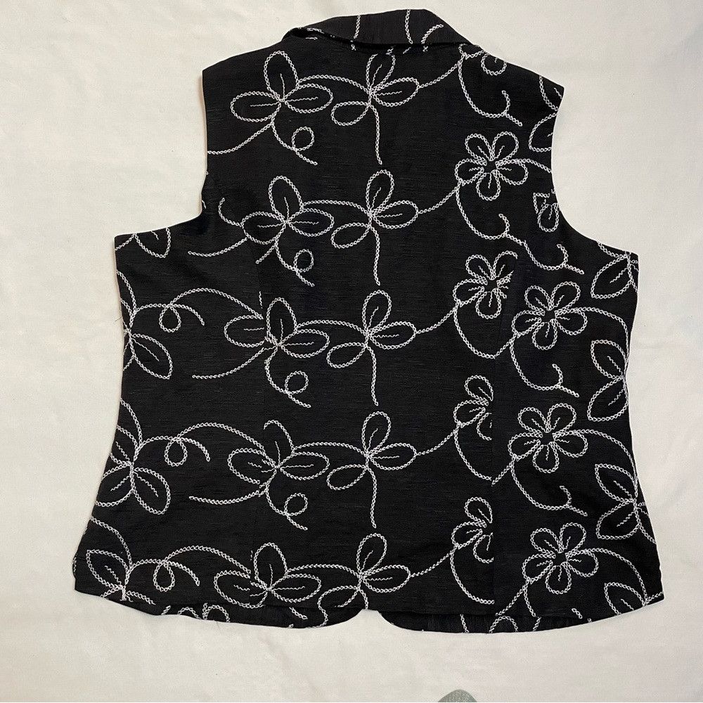 Other New Anne Carson Silk Embroidered Sleeveless Black Top Size Size XXL / US 16-18 / IT 52-54 - 3 Thumbnail