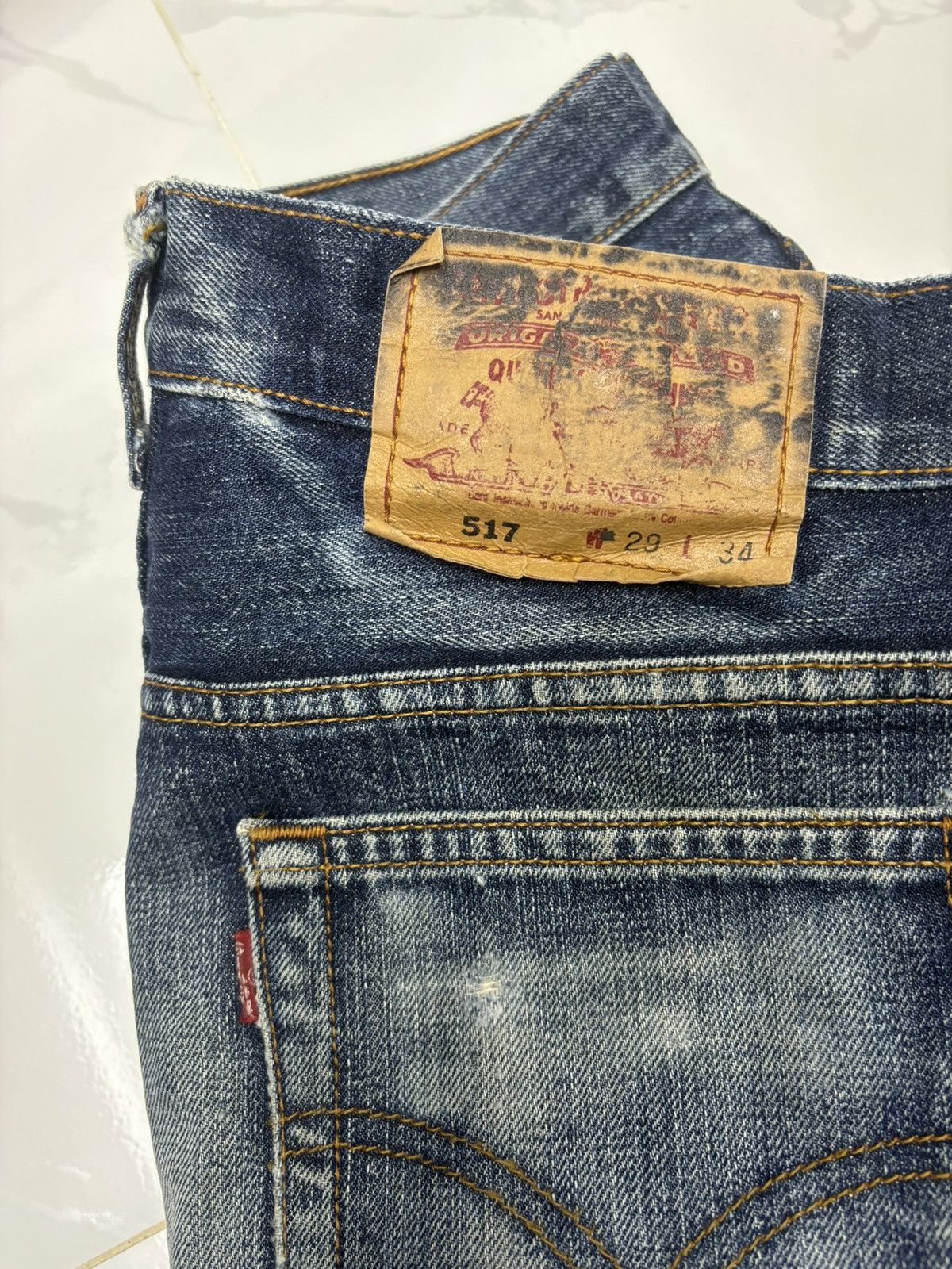 Levi's VINTAGE LEVIS 517 FLARE BOOTCUT DISTRESSED DENIM JEANS Size US 29 - 9 Thumbnail